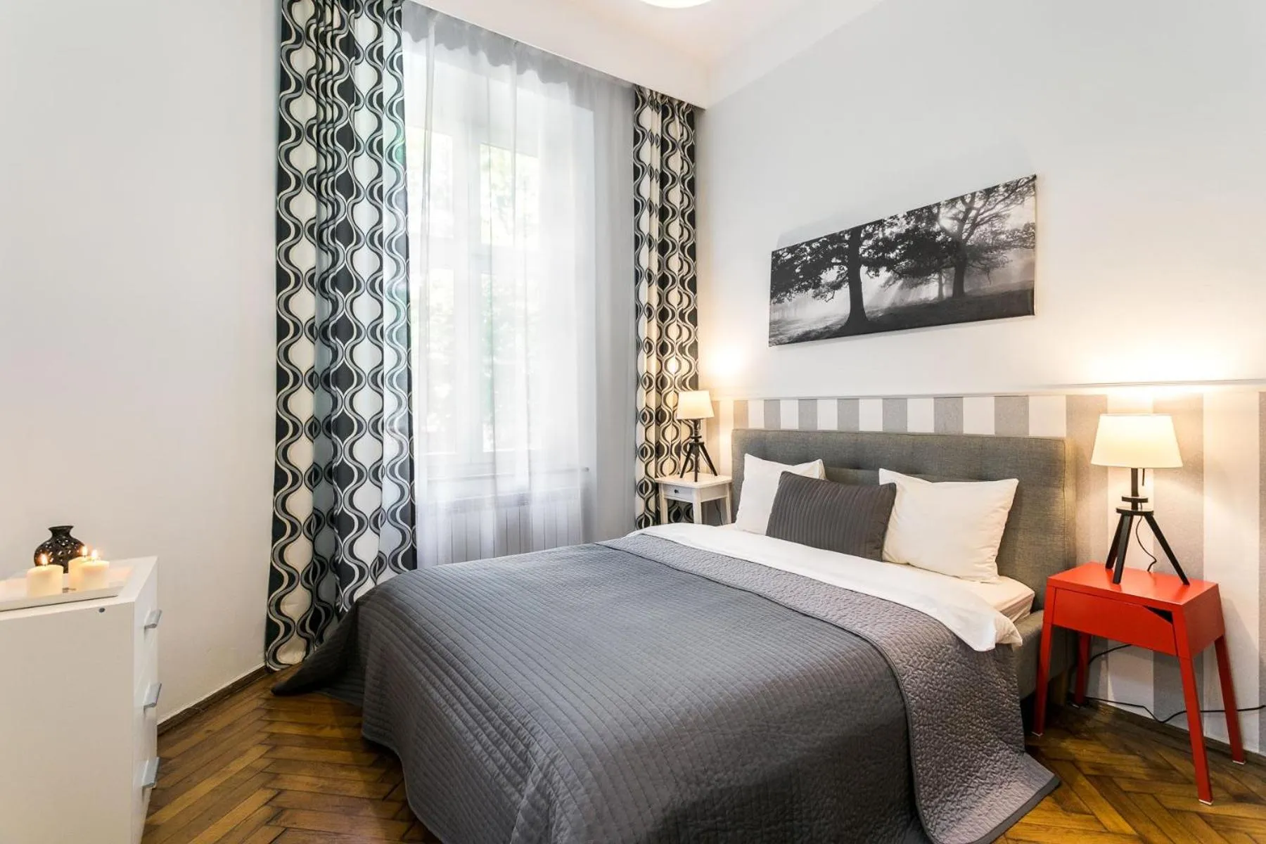 Bed in Exclusive Royal Apartments