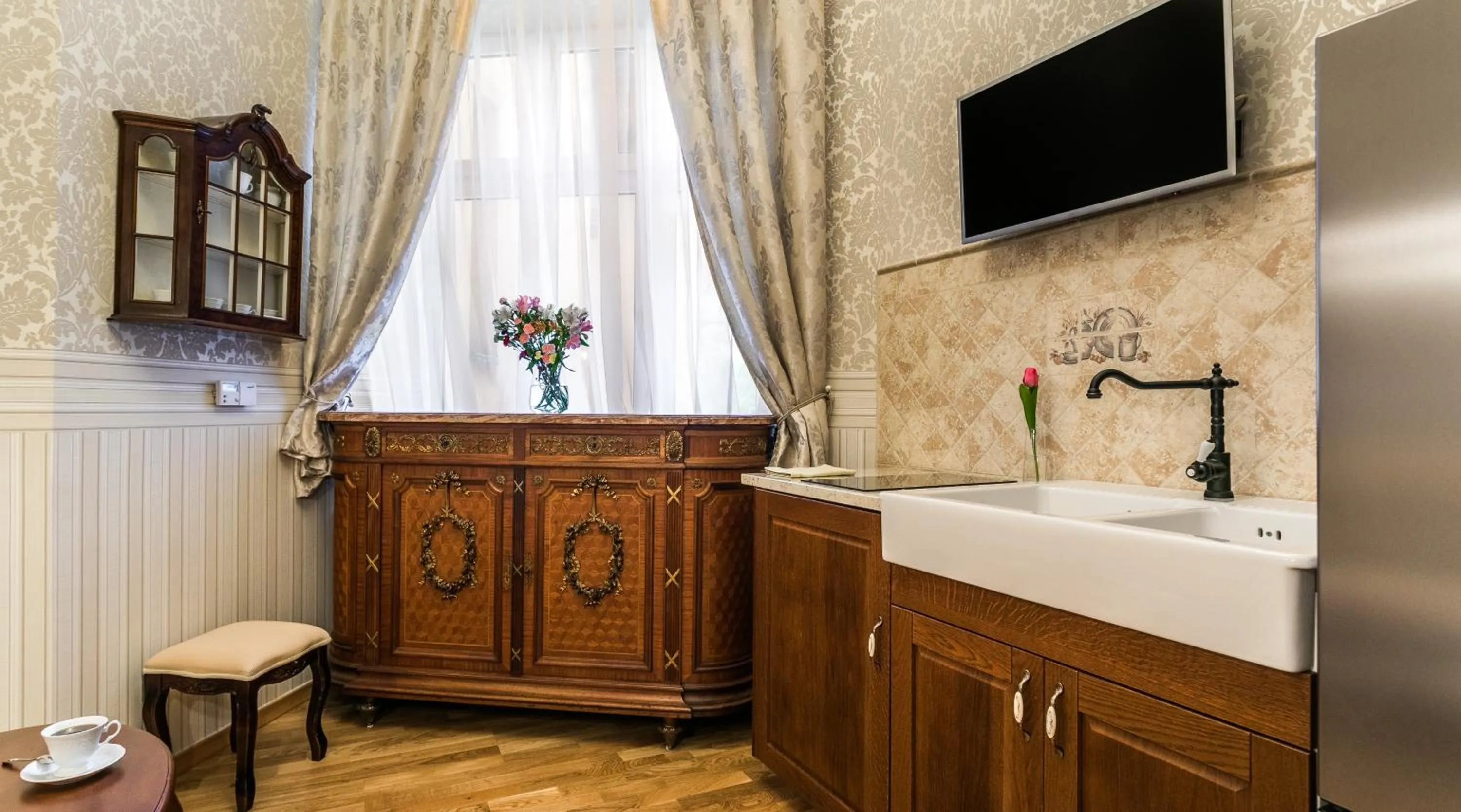 Kitchen or kitchenette in Exclusive Royal Apartments