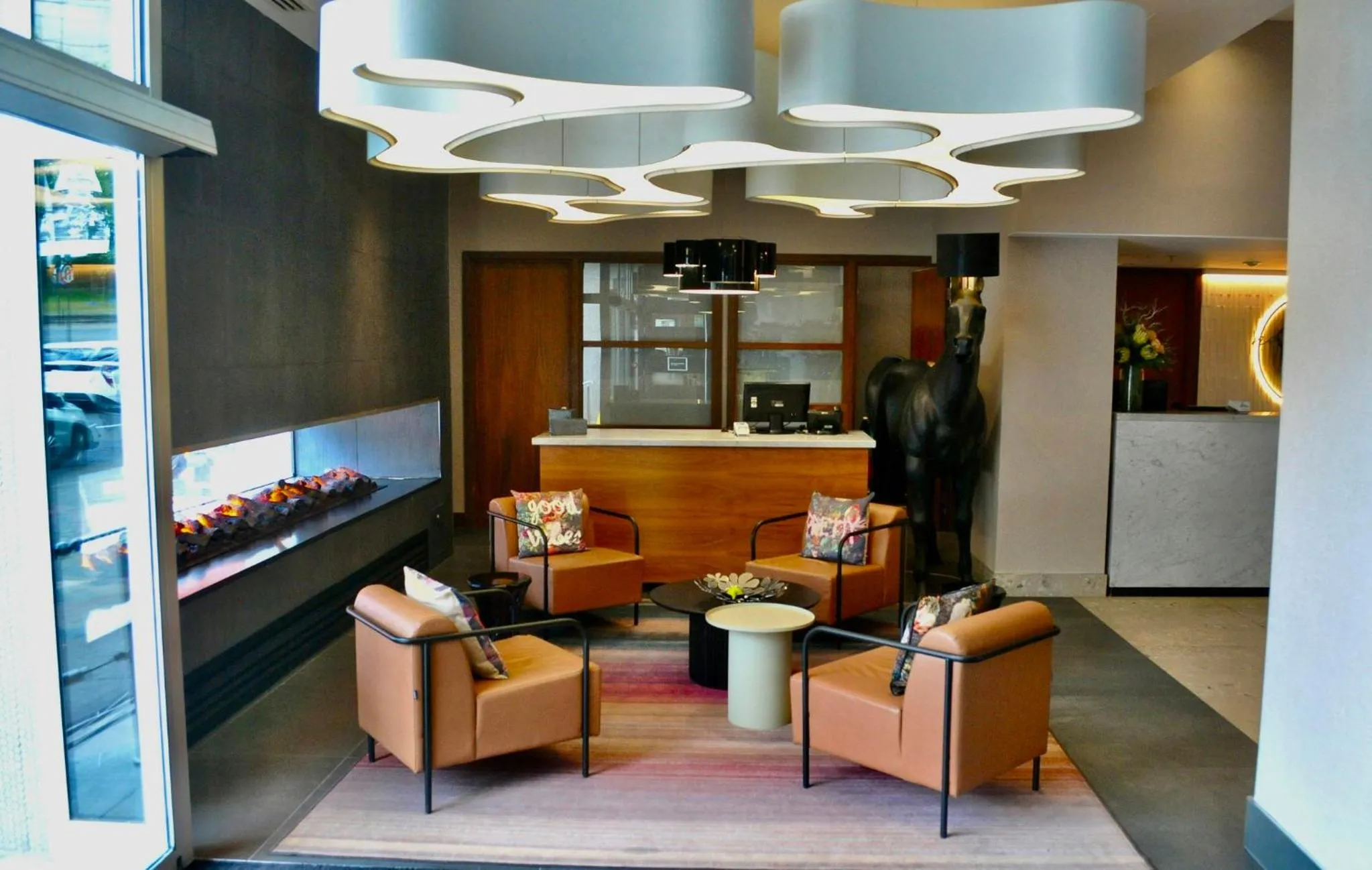 Lobby or reception in Sandman Signature Newcastle Hotel