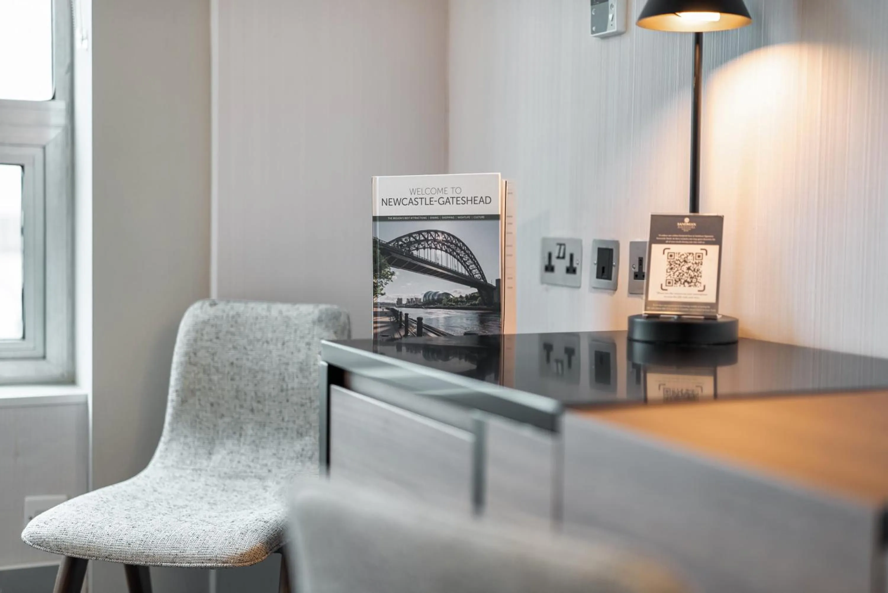 Photo of the whole room in Sandman Signature Newcastle Hotel