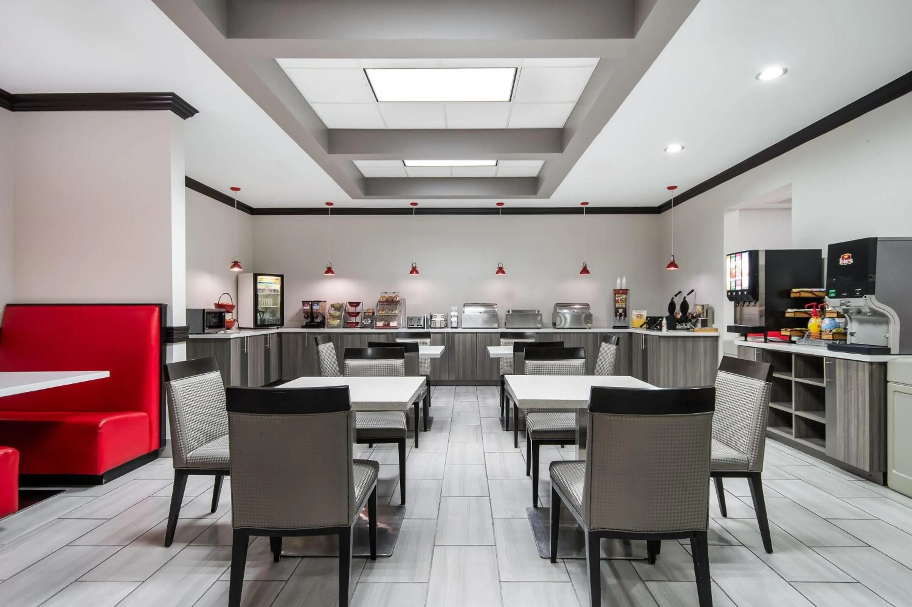 Restaurant/places to eat in Hawthorn Suites by Wyndham Lubbock