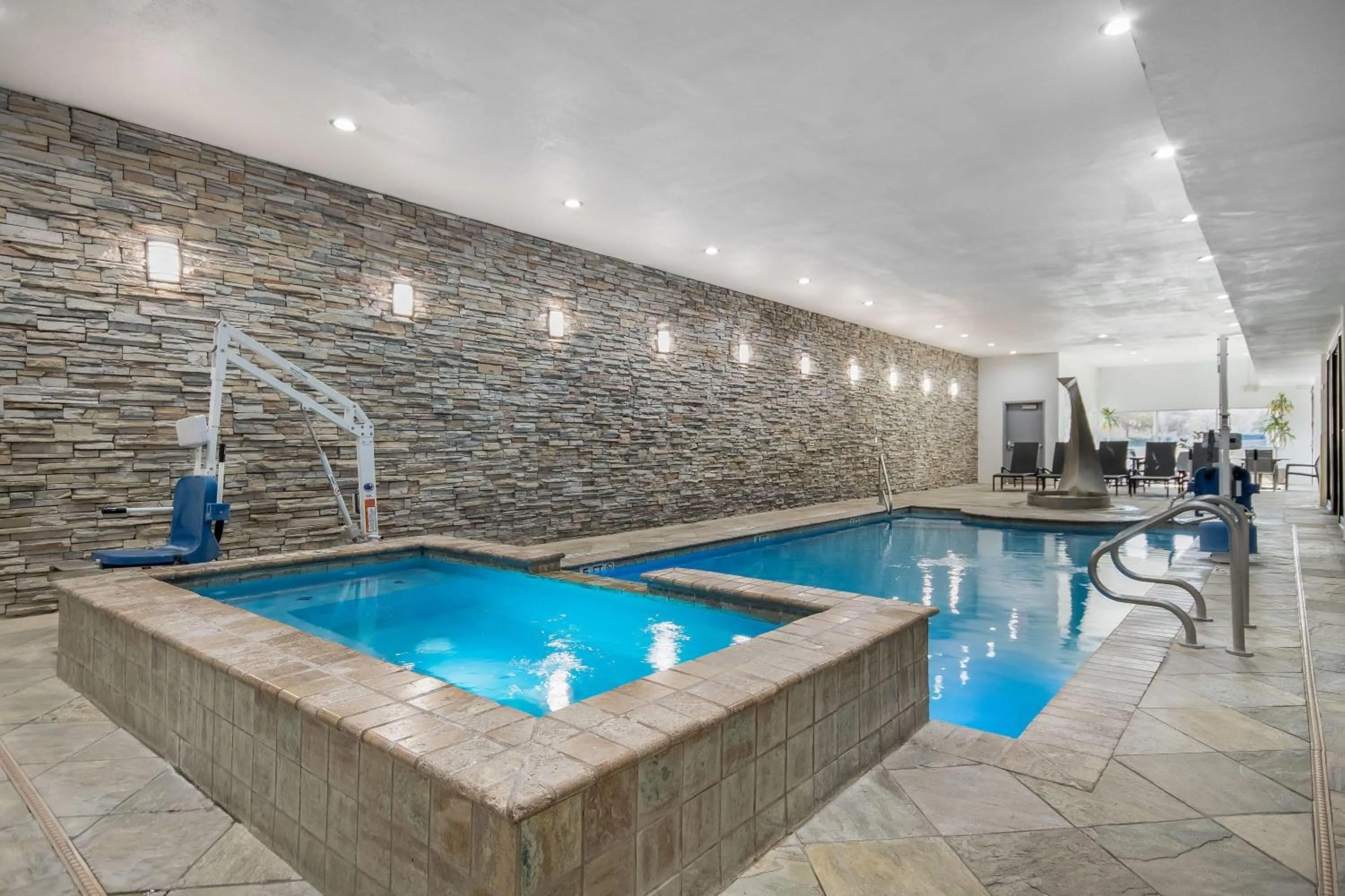 Hot Tub in Hawthorn Suites by Wyndham Lubbock