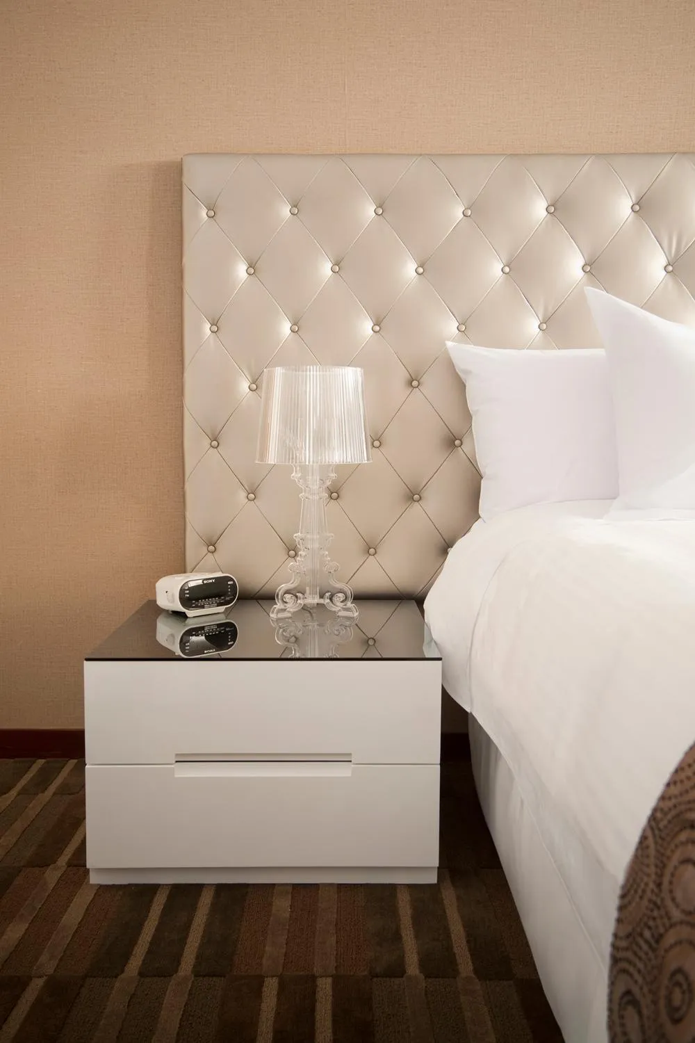 Bed in NM Lima Hotel