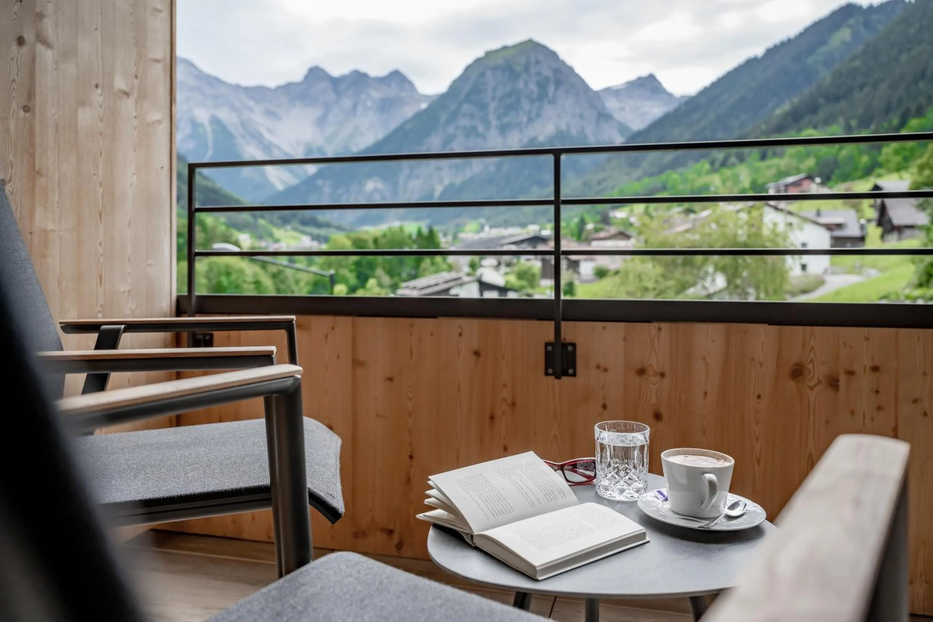 Balcony/Terrace in Alpenhotel Zimba