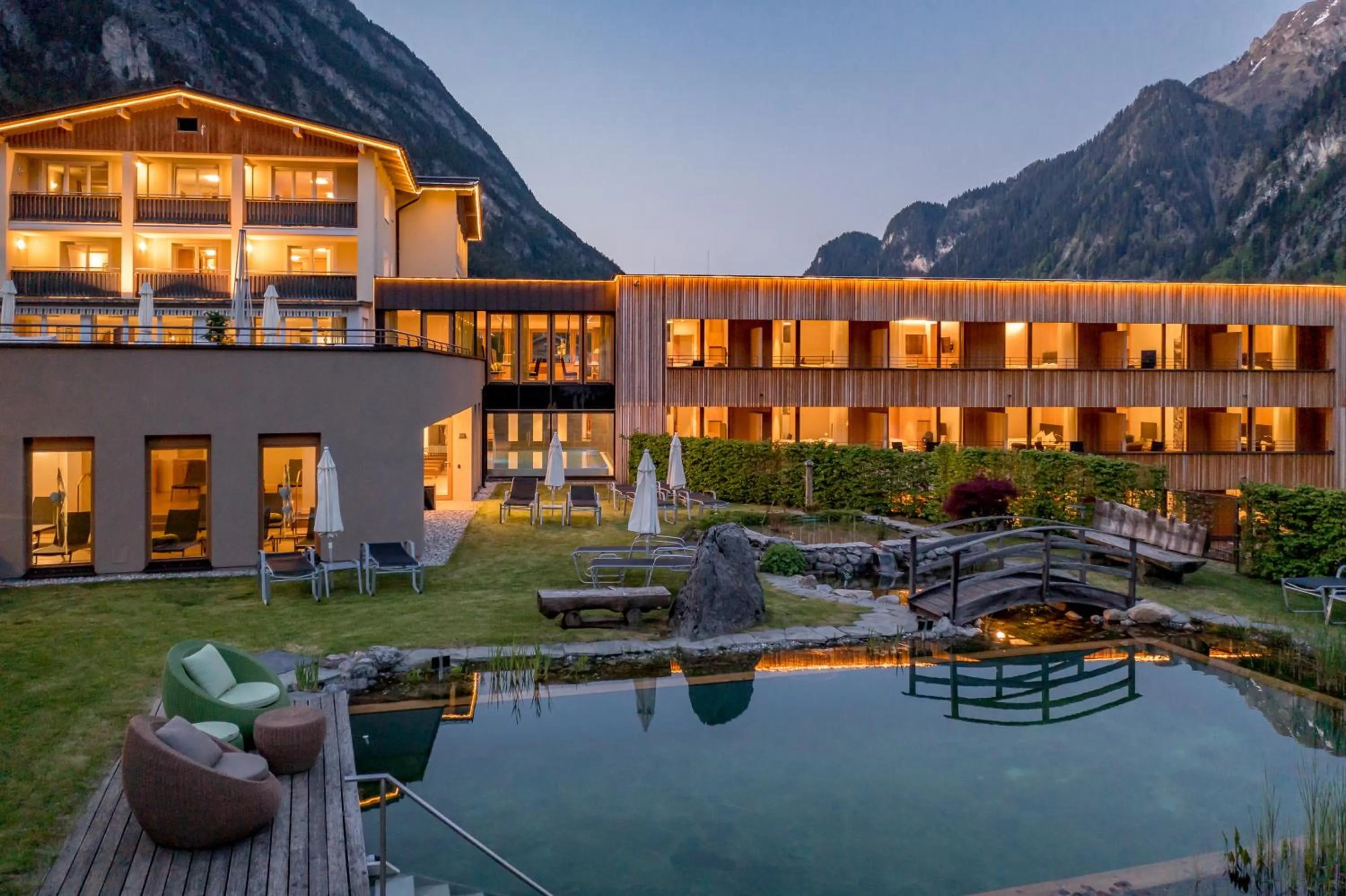 Property building in Alpenhotel Zimba