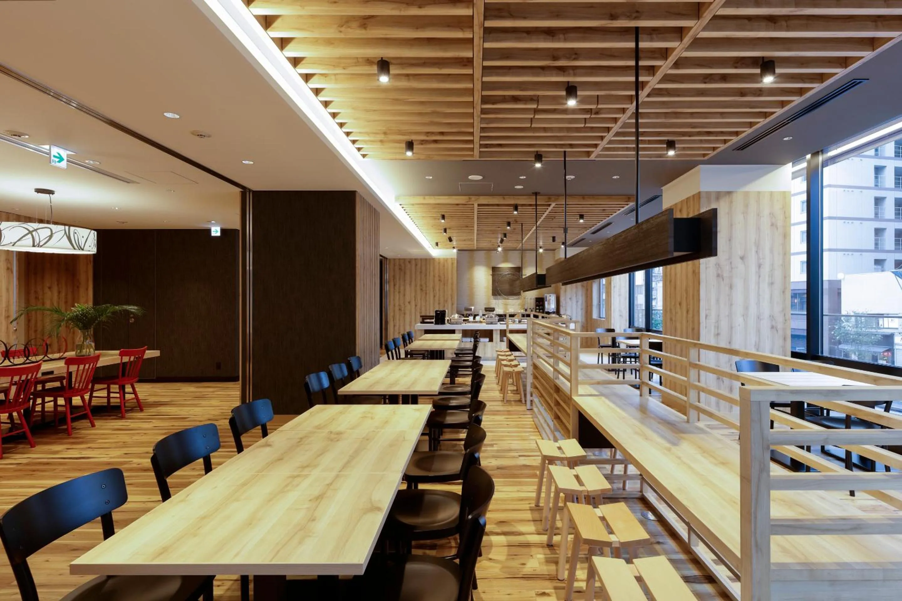 Breakfast in the b asakusa