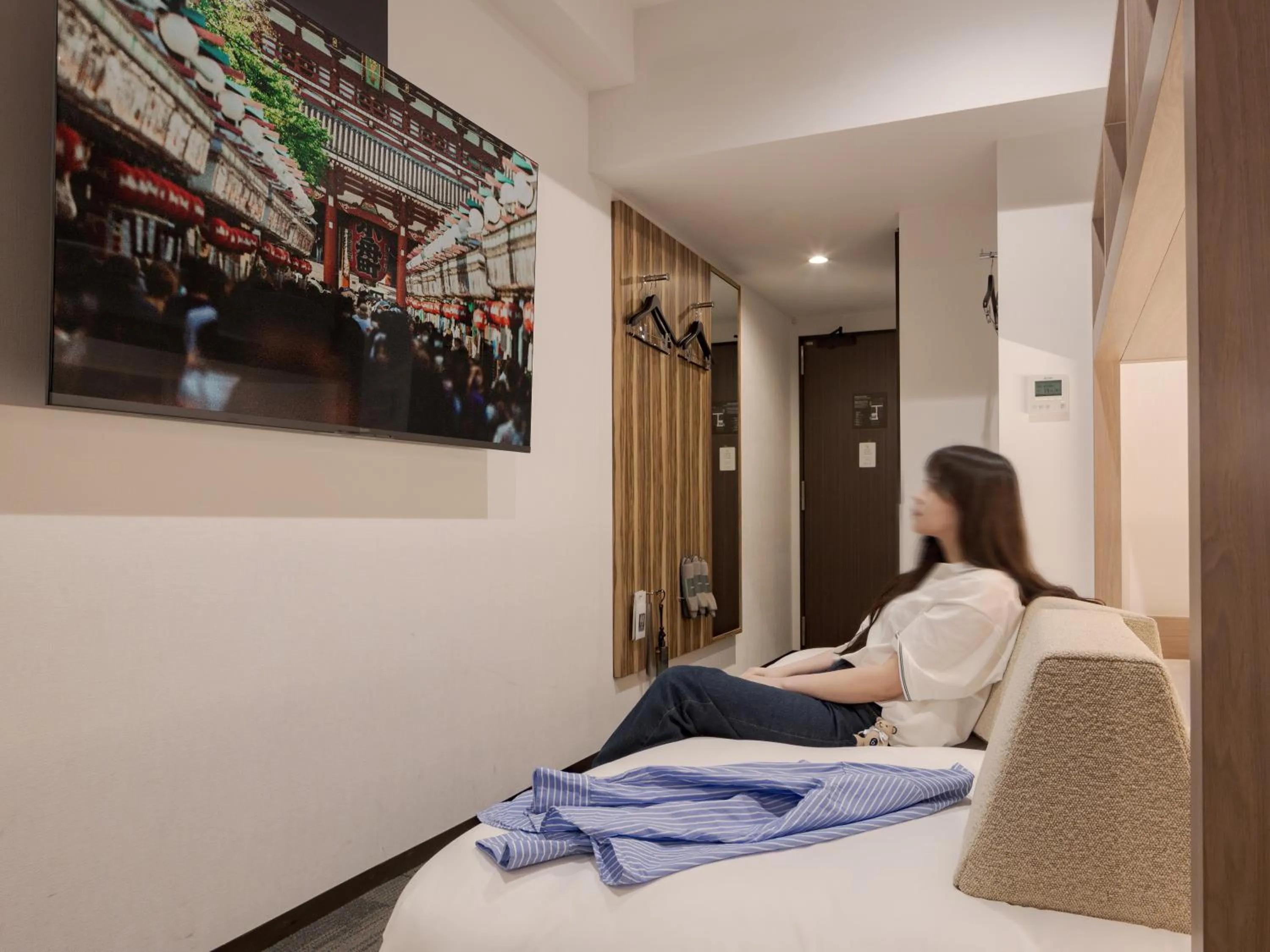 Photo of the whole room in the b asakusa