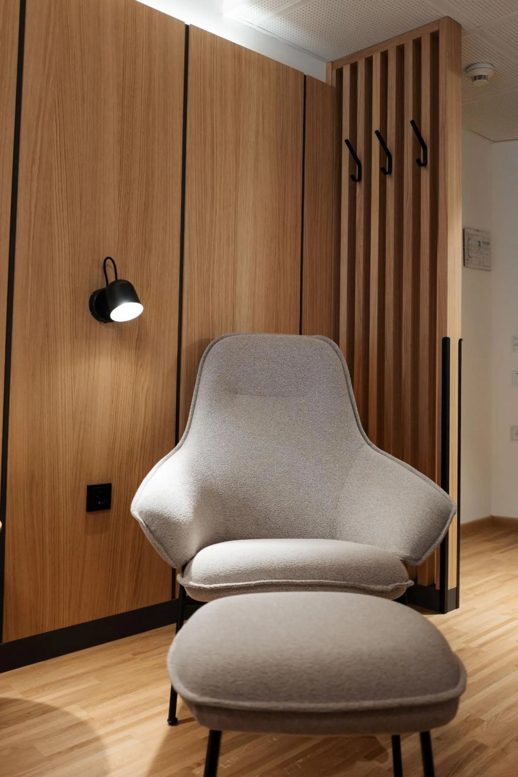 Photo of the whole room in eduCARE Hotel