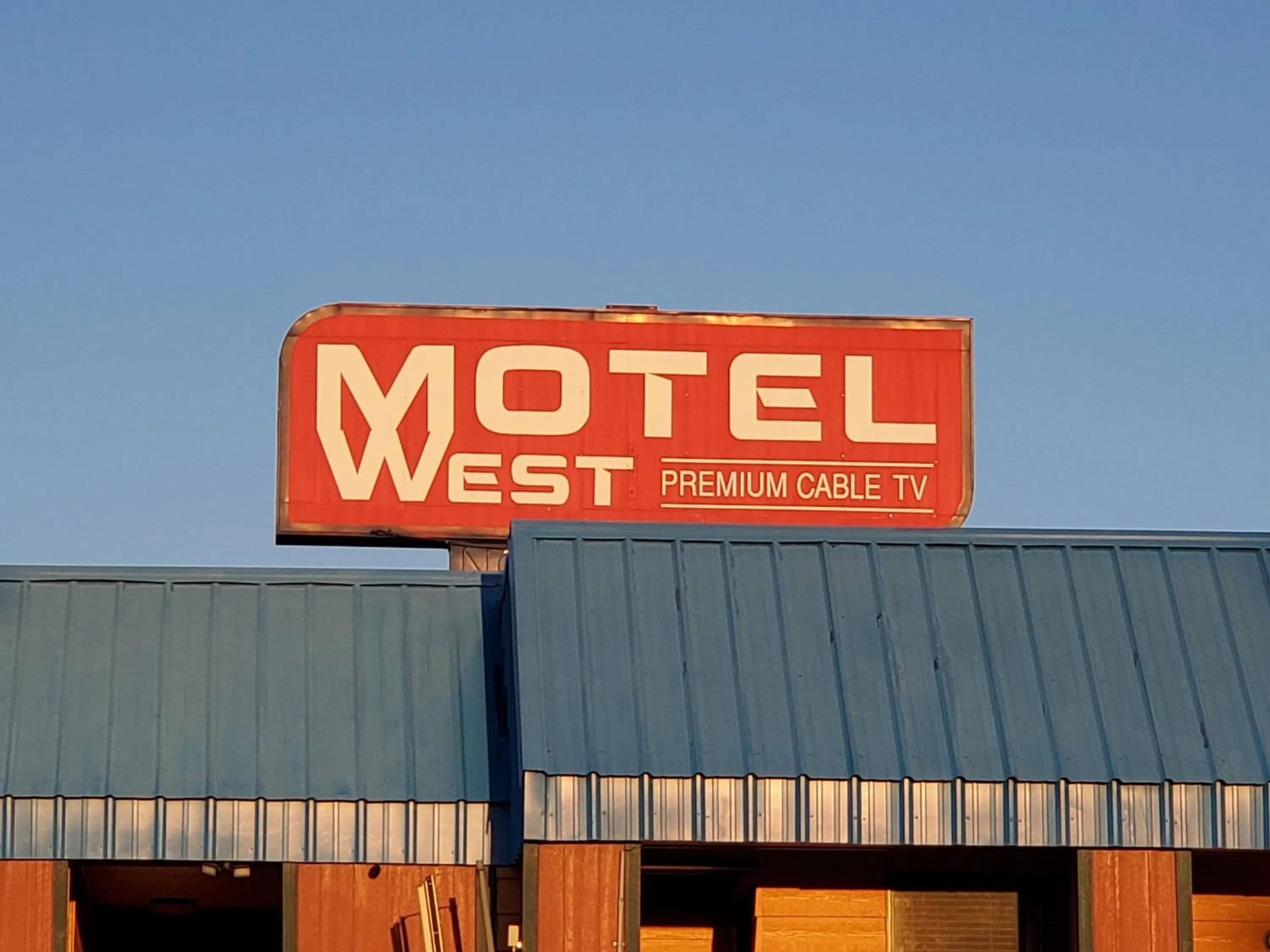 Motel West