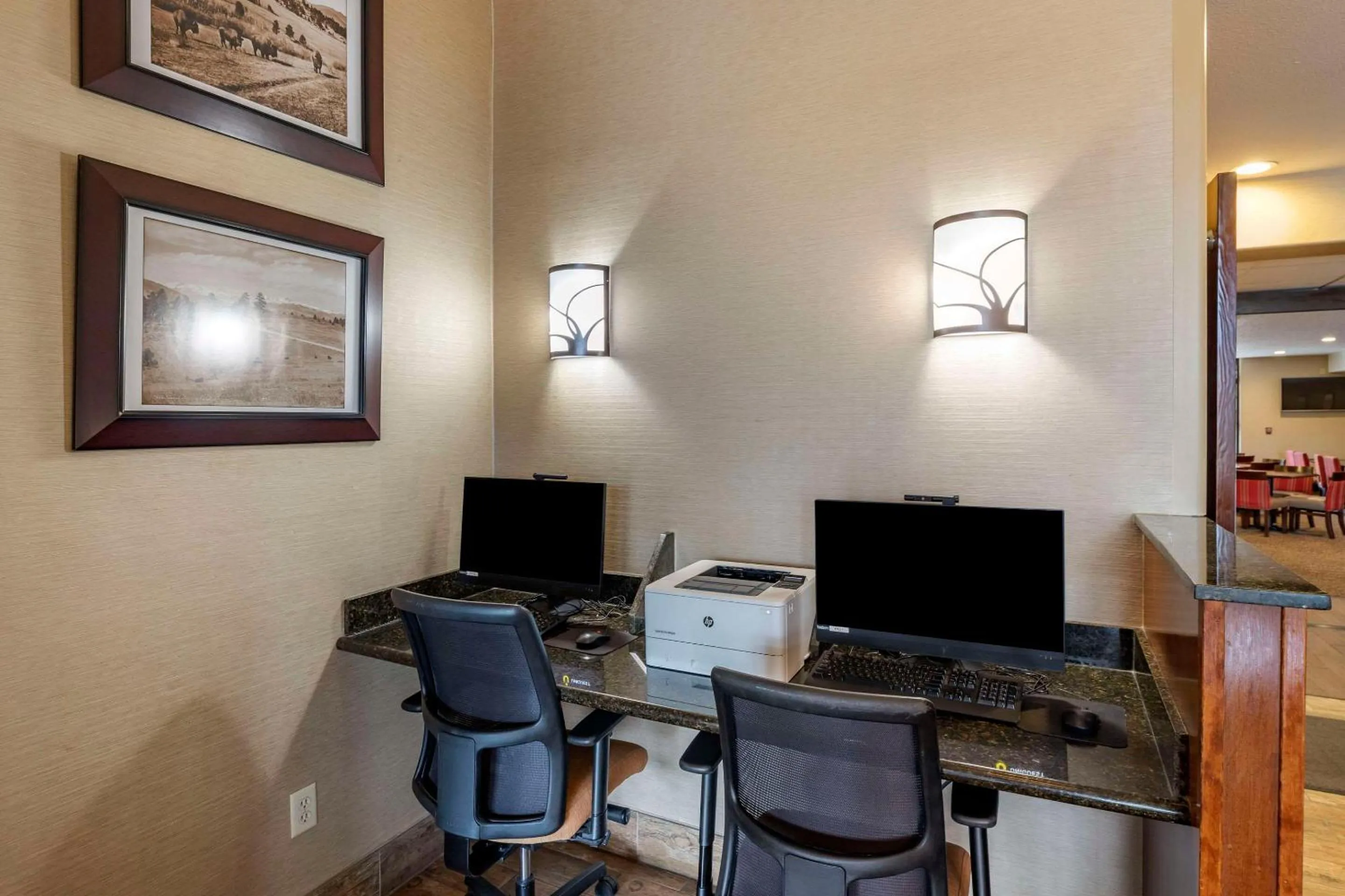 Business facilities in Comfort Suites Golden West on Evergreen Parkway