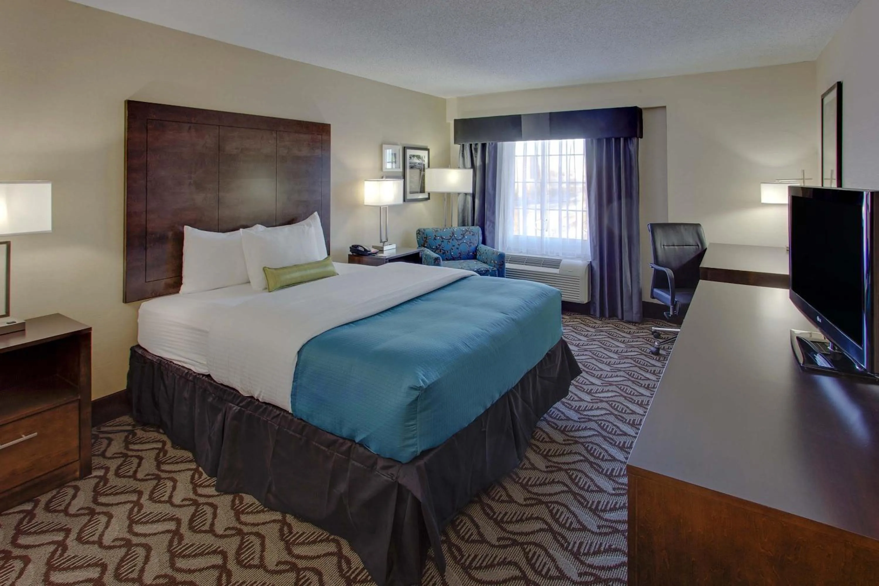 Day, Bed in La Quinta by Wyndham Springfield