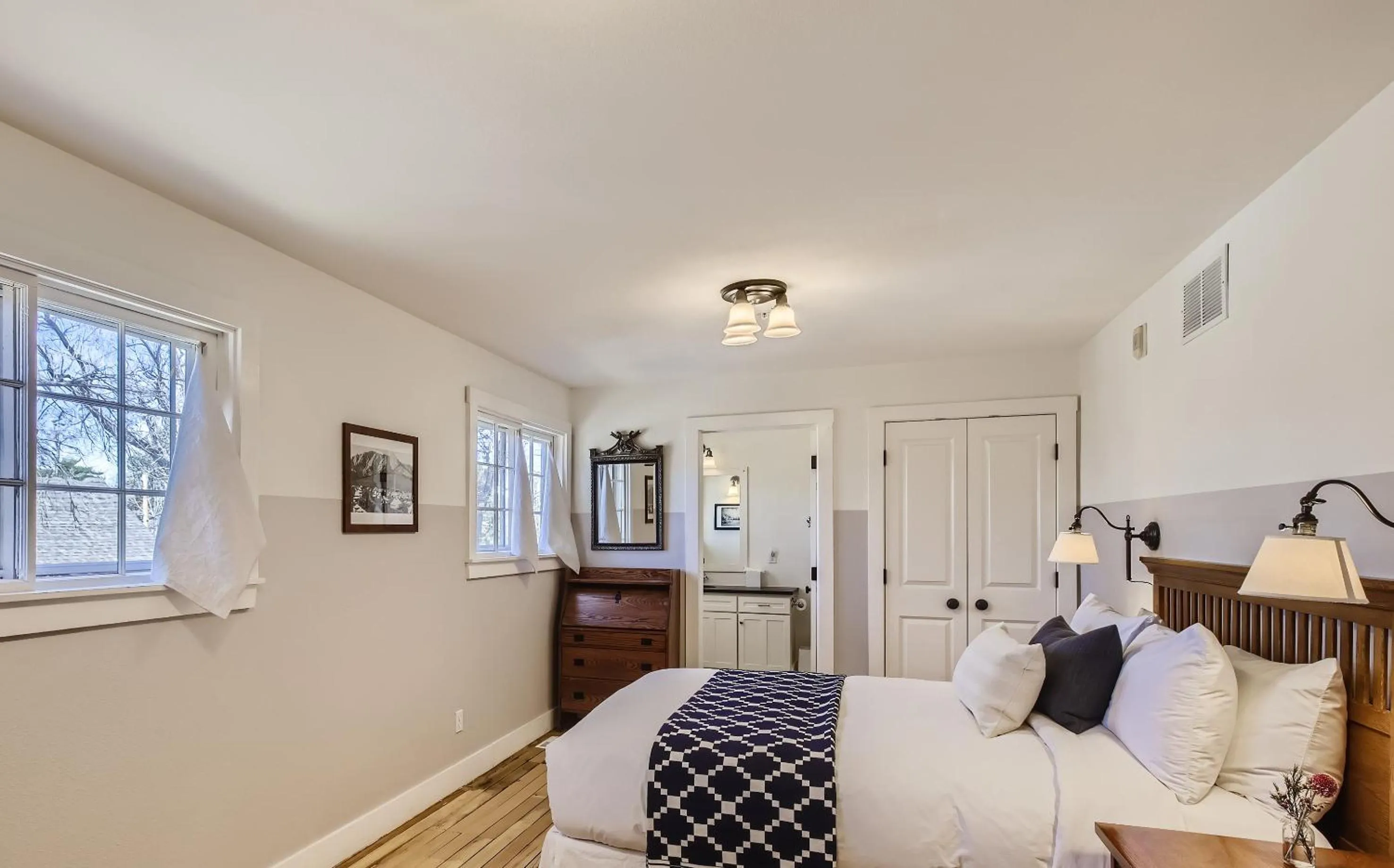 Bed in Colorado Chautauqua Cottages