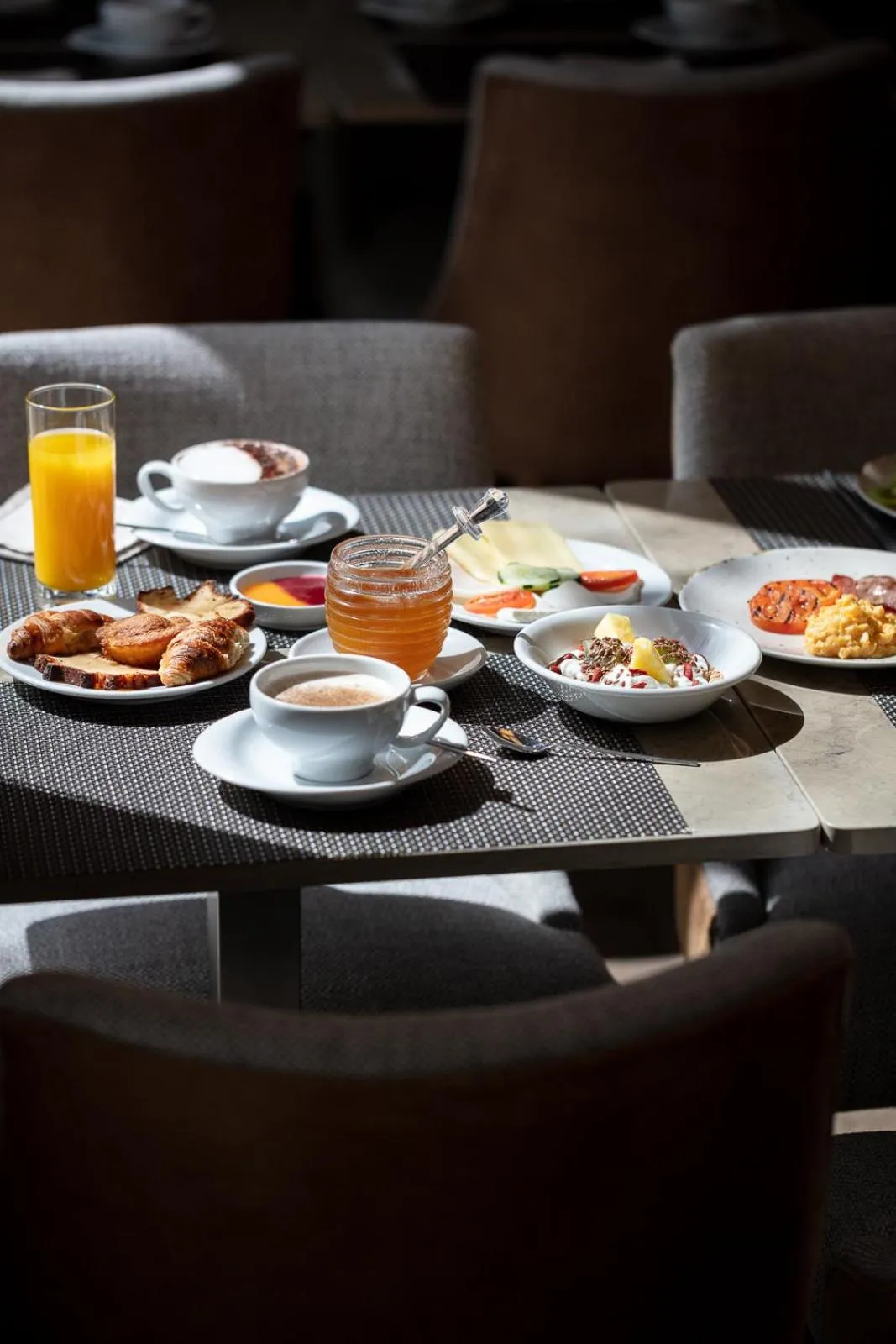 Food and drinks in NEYA Lisboa Hotel