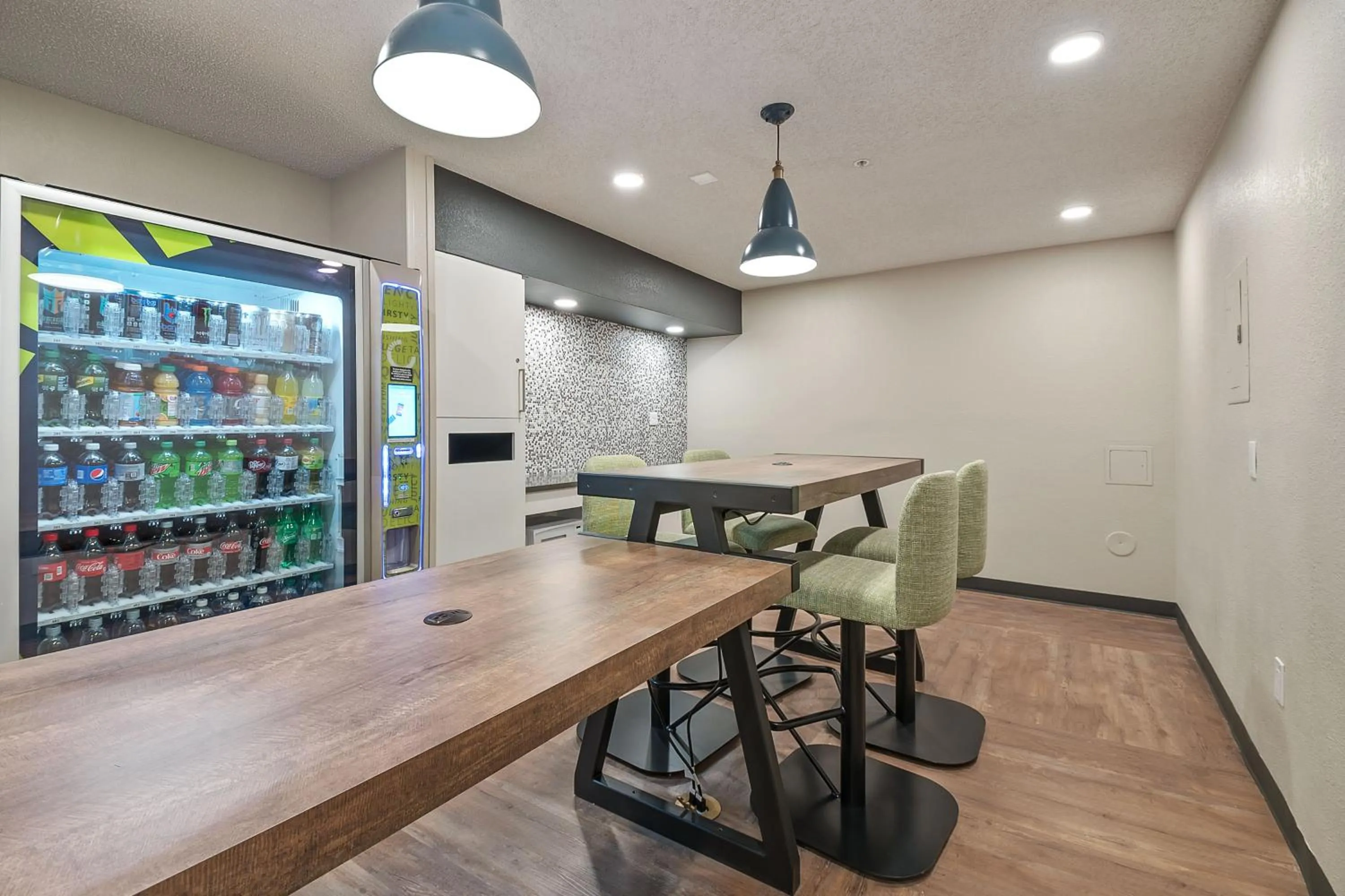 Breakfast in Extended Stay America Suites - Miami - Airport - Blue Lagoon