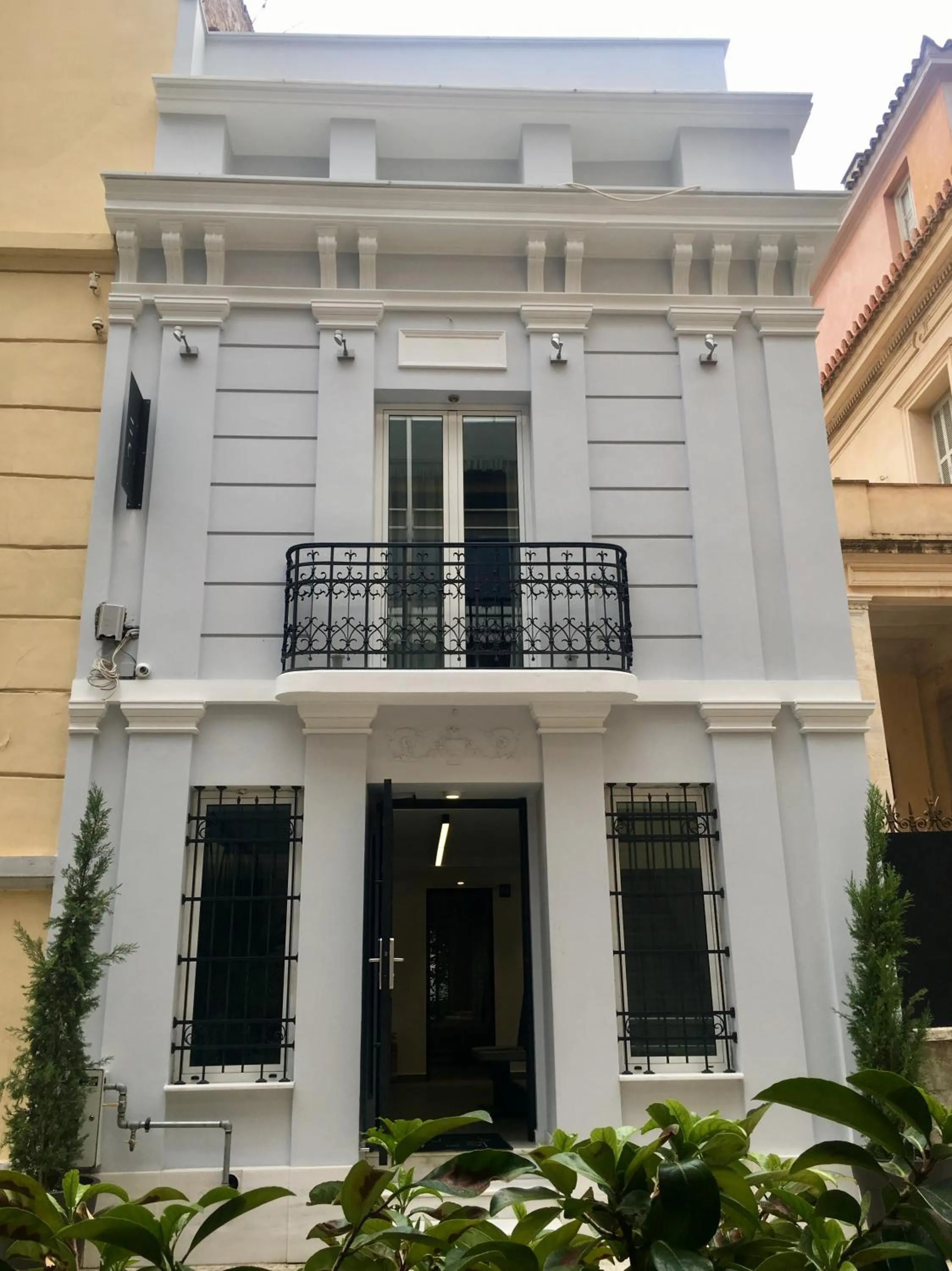 Property building in Sir Athens