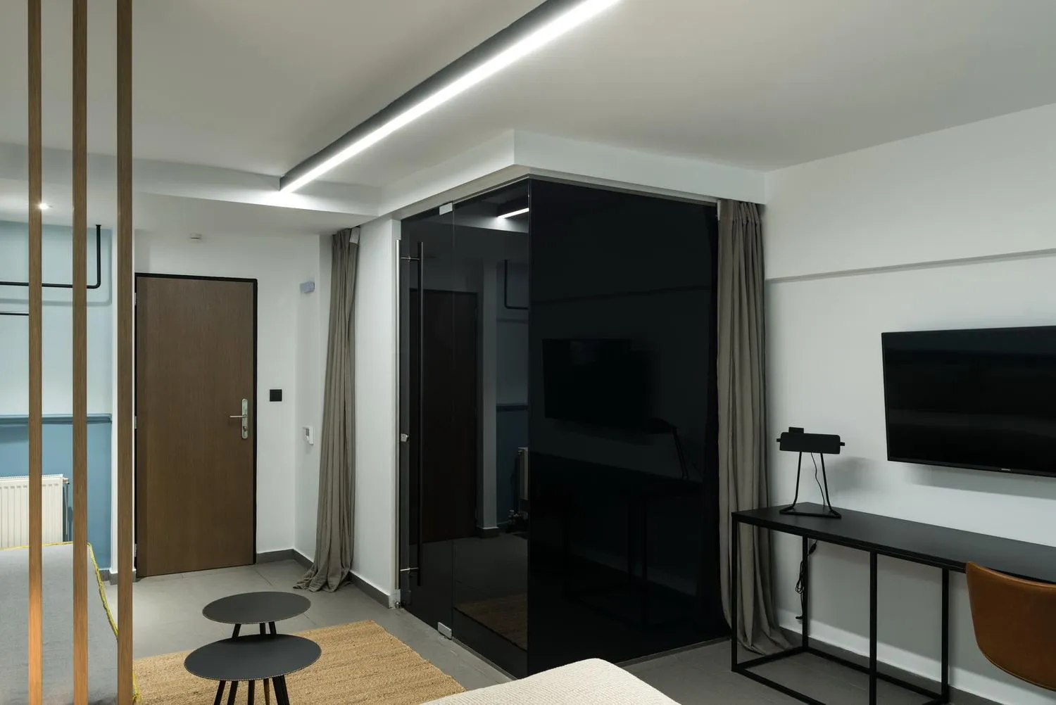 TV and multimedia in Sir Athens