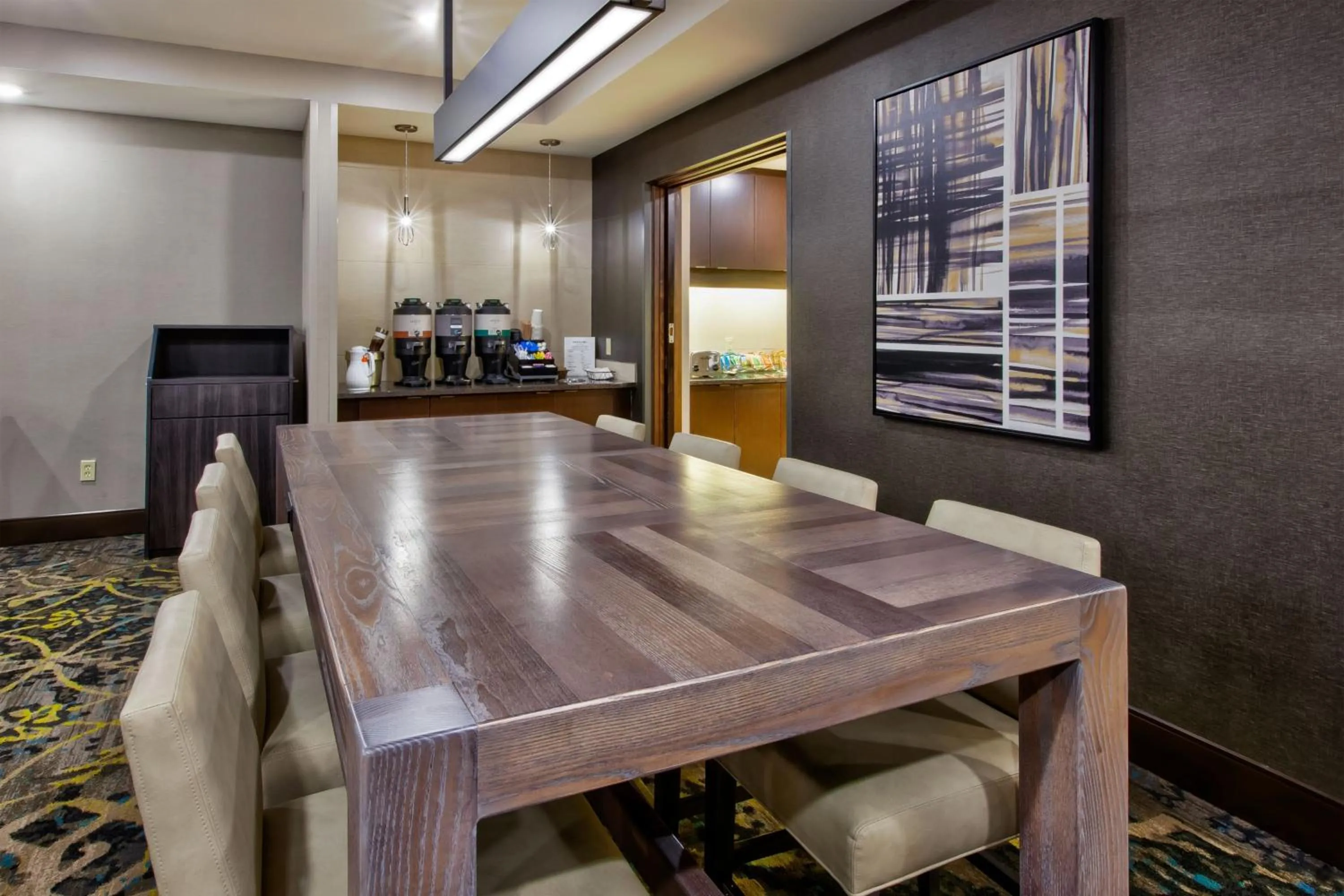 Restaurant/places to eat in Residence Inn by Marriott Ann Arbor North