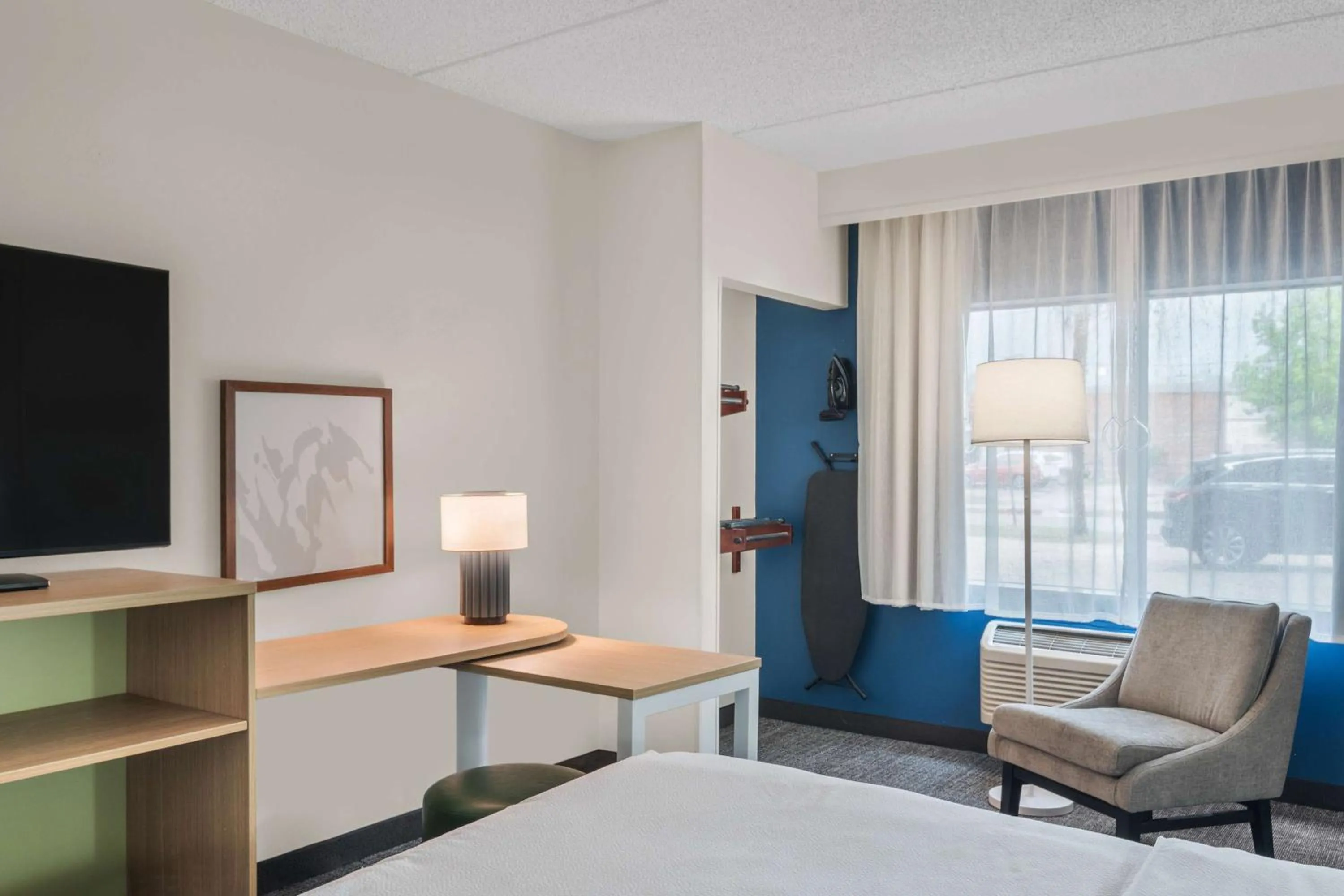 Bed in Villa Victor, Ascend Hotel Collection