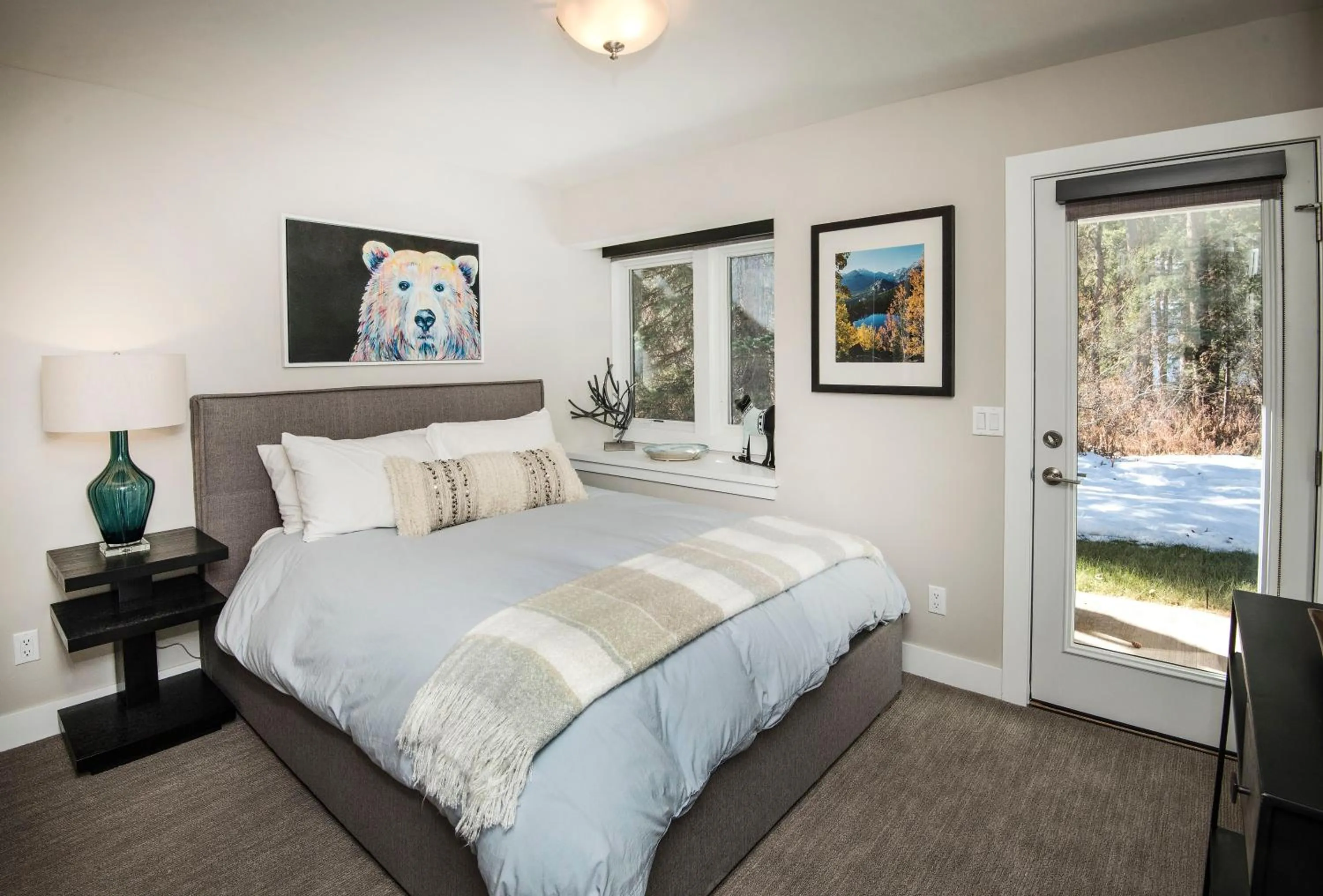 Bedroom, Bed in Vail Racquet Club Mountain Resort