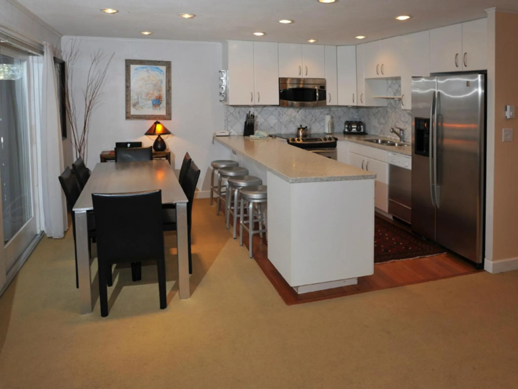 Kitchen or kitchenette in Vail Racquet Club Mountain Resort