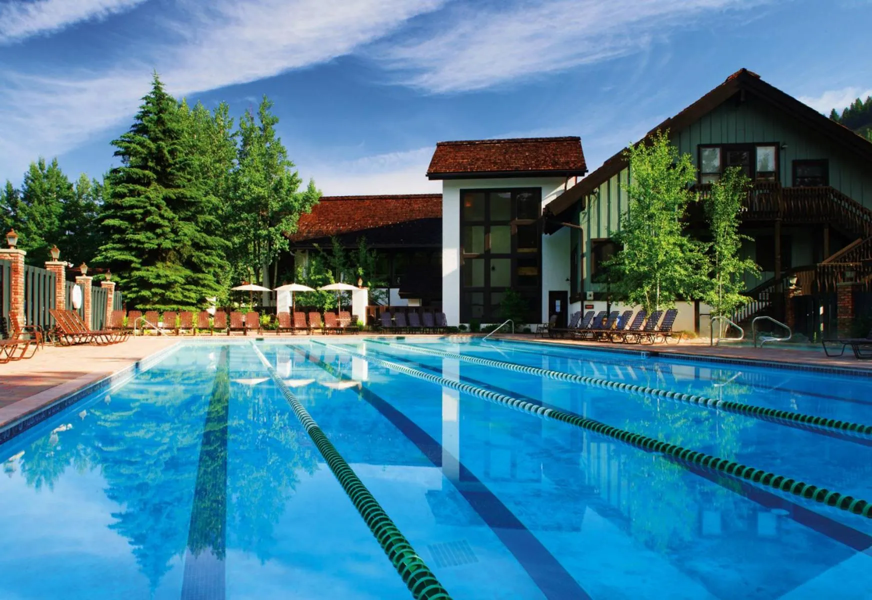 Hot Tub in Vail Racquet Club Mountain Resort