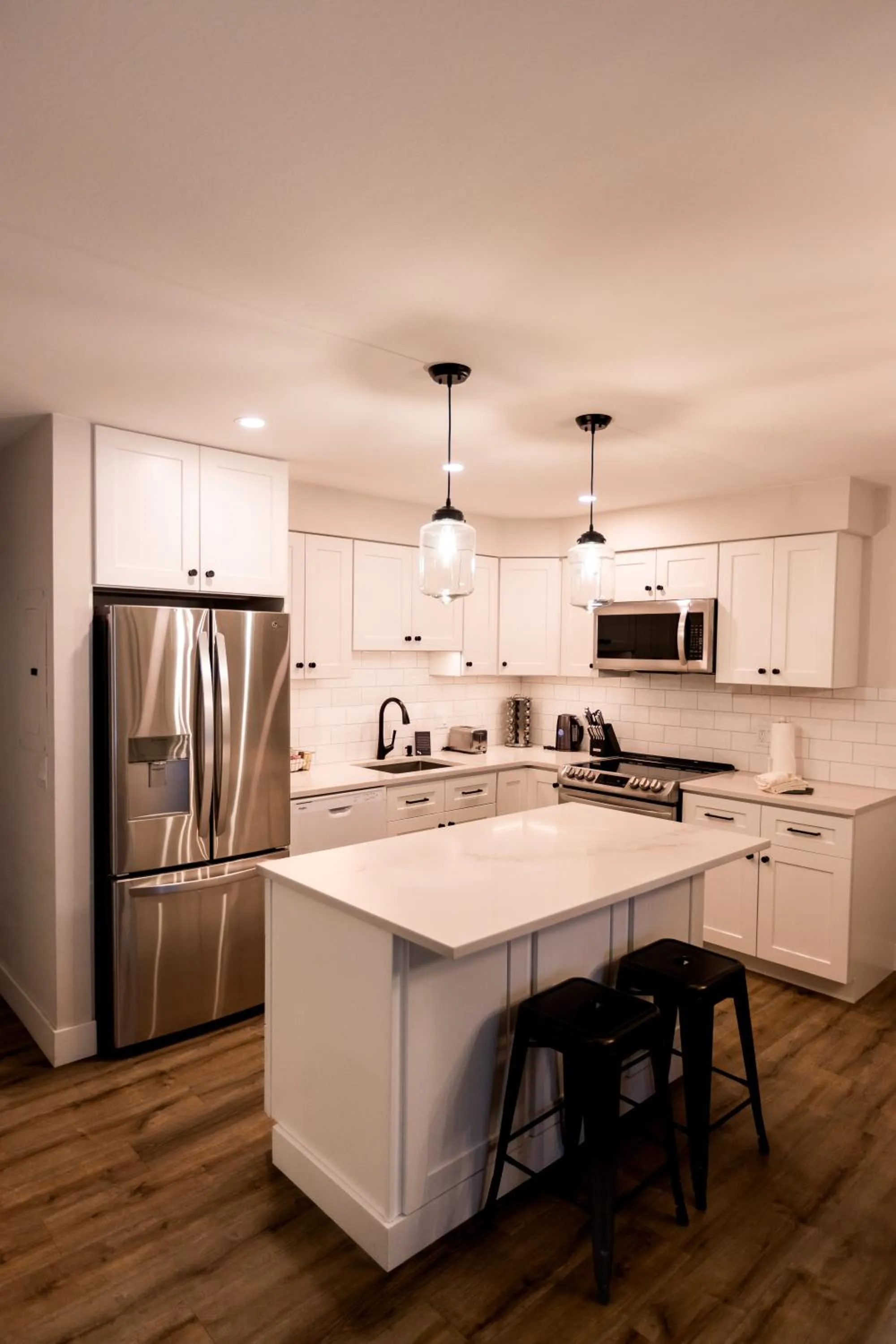 Kitchen or kitchenette in Vail Racquet Club Mountain Resort