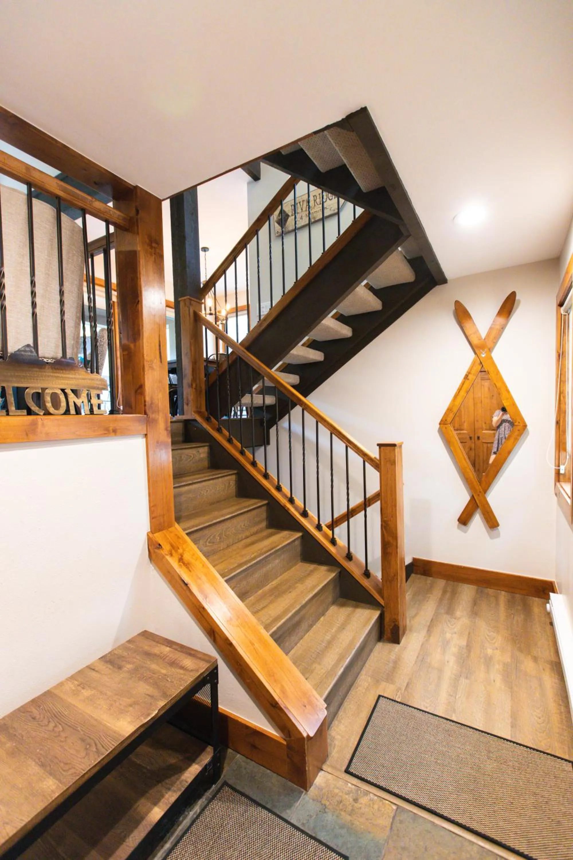 Living room in Vail Racquet Club Mountain Resort