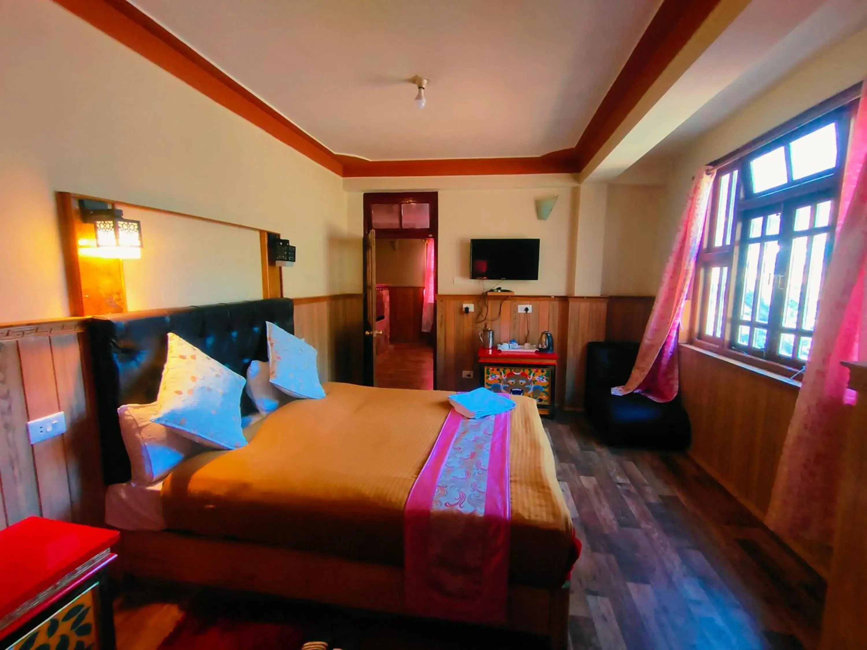 Family Suite in Rufina Blue Pine Family Suite in Rufina Blue Pine