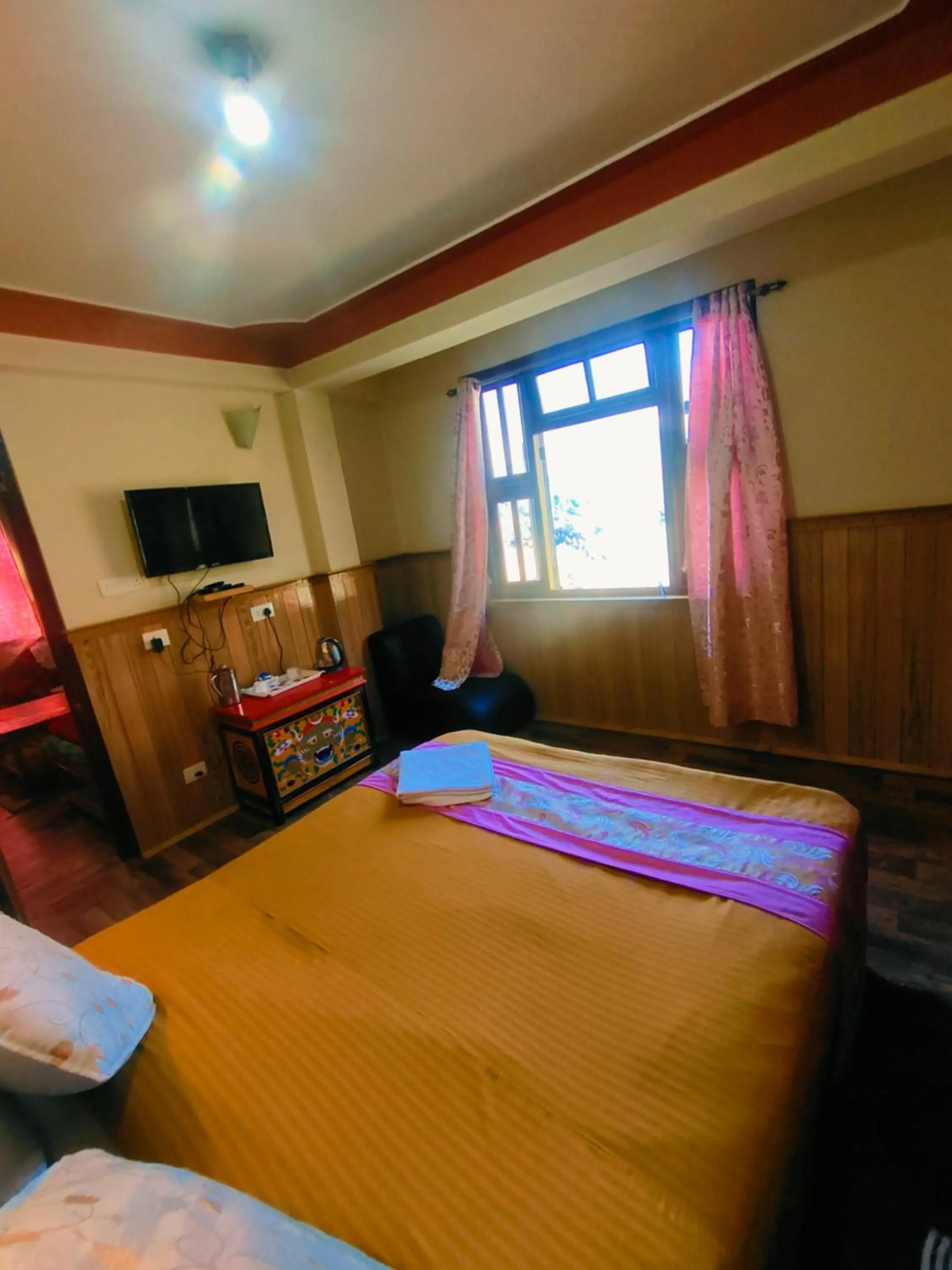 Bed in Rufina Blue Pine