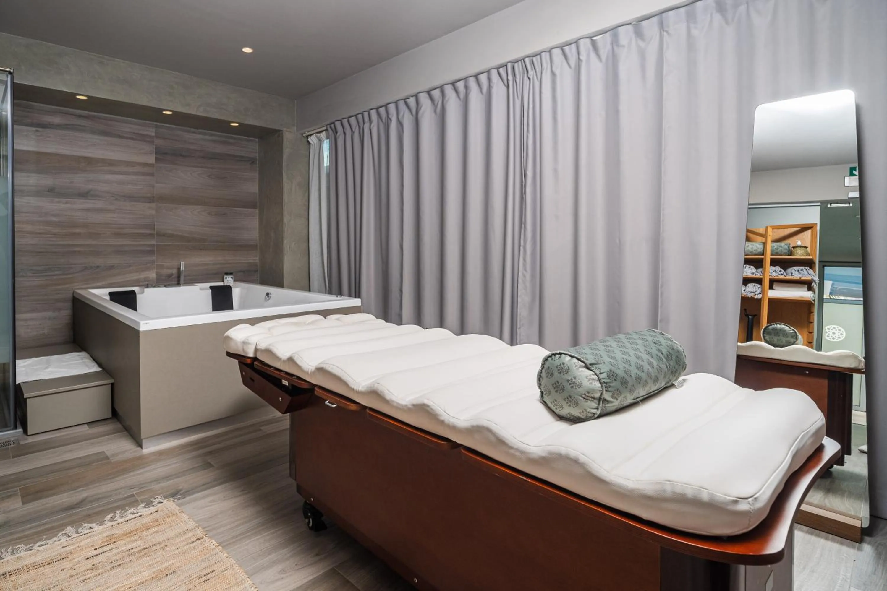 Spa and wellness centre/facilities, Bed in Oniros Residences