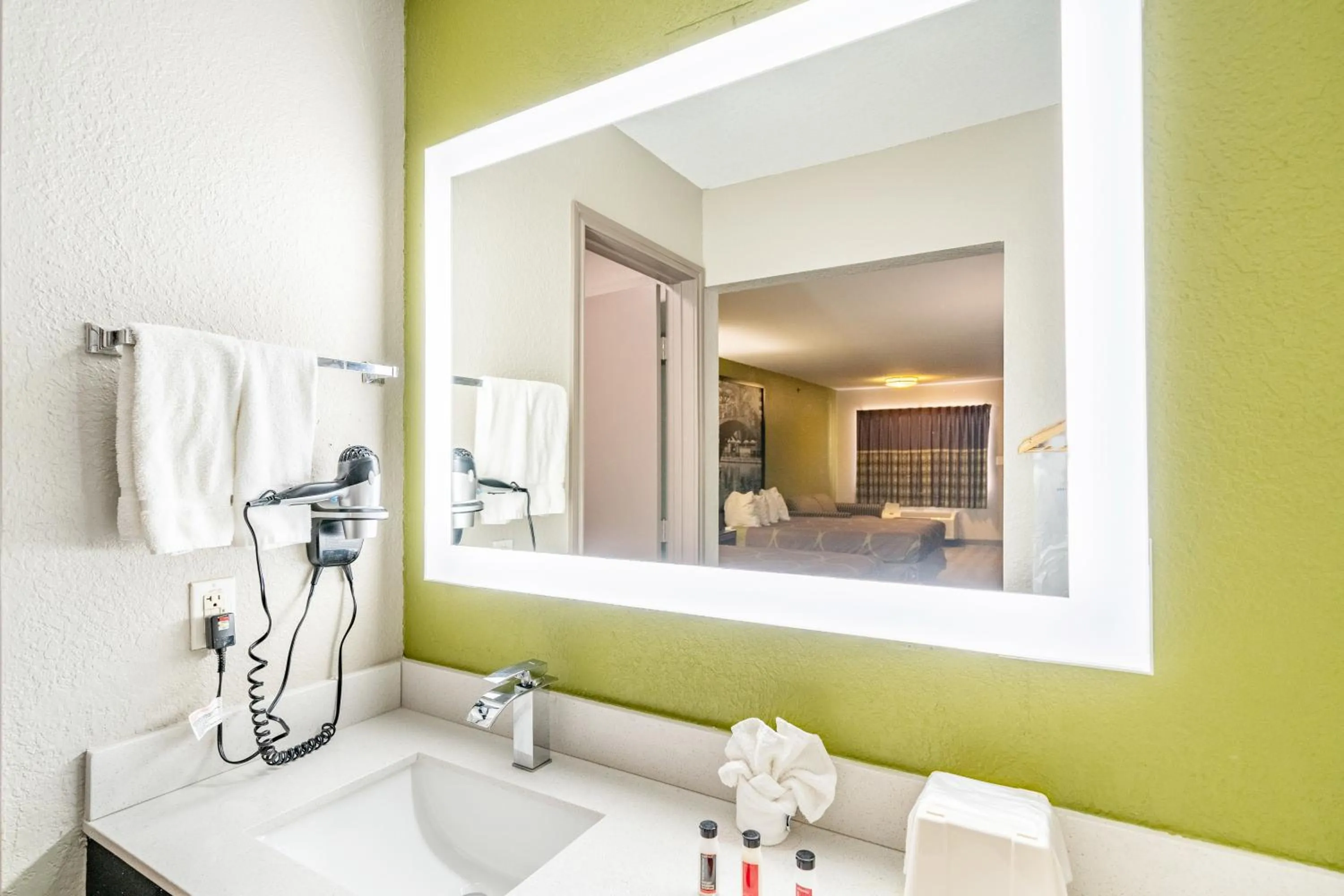 Bathroom in Super 8 by Wyndham San Antonio/Riverwalk Area