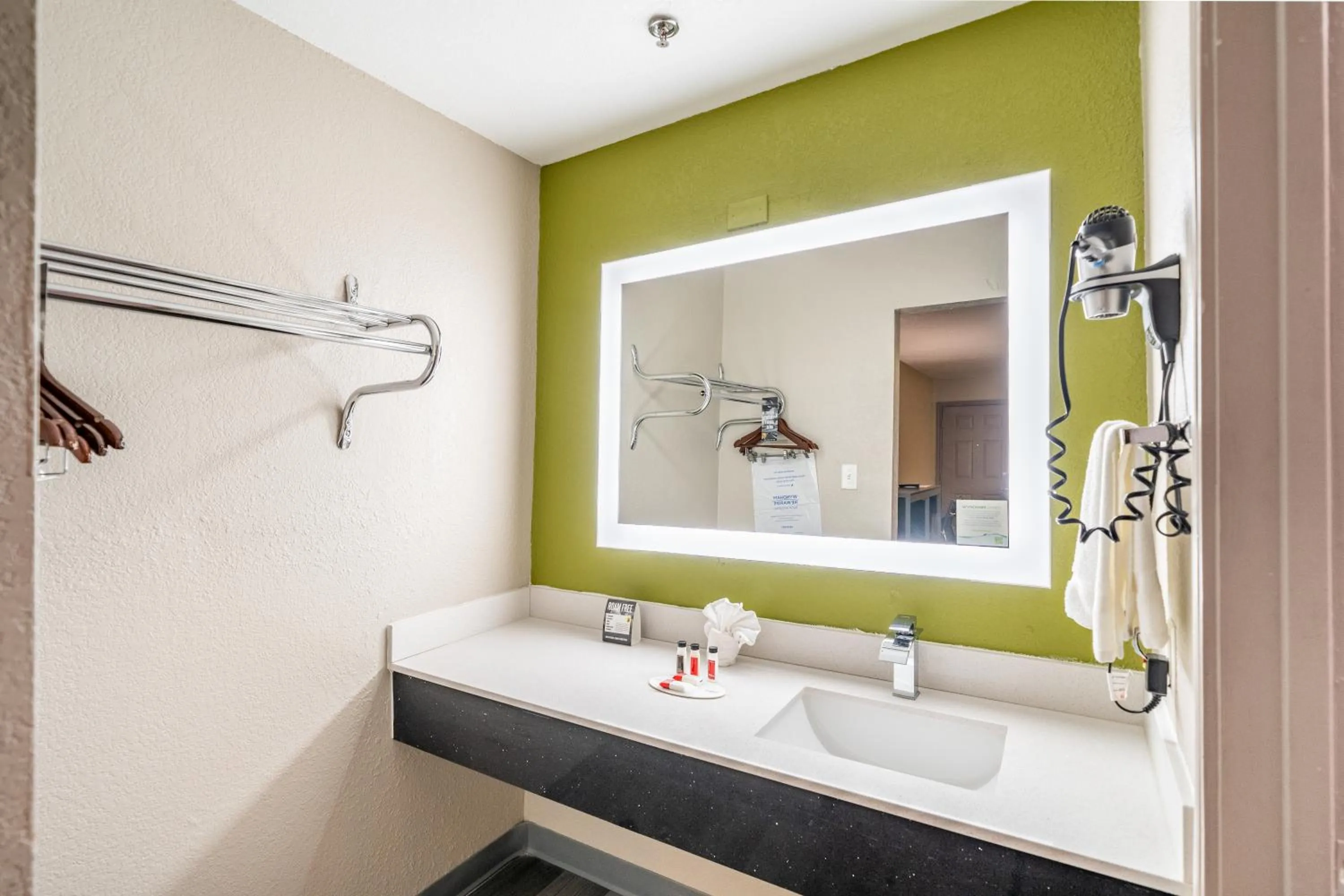 Bathroom in Super 8 by Wyndham San Antonio/Riverwalk Area