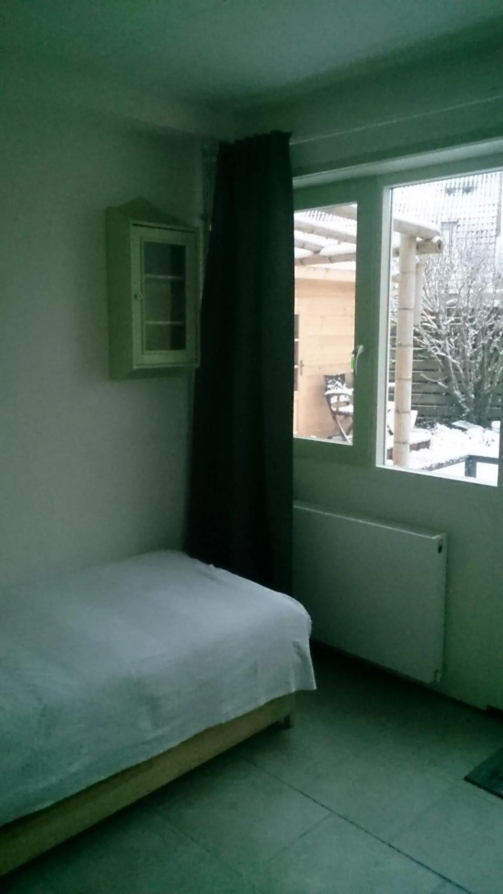 Single Room with Private Bathroom - single occupancy in de Vloedlijn Single Room with Private Bathroom - single occupancy in de Vloedlijn