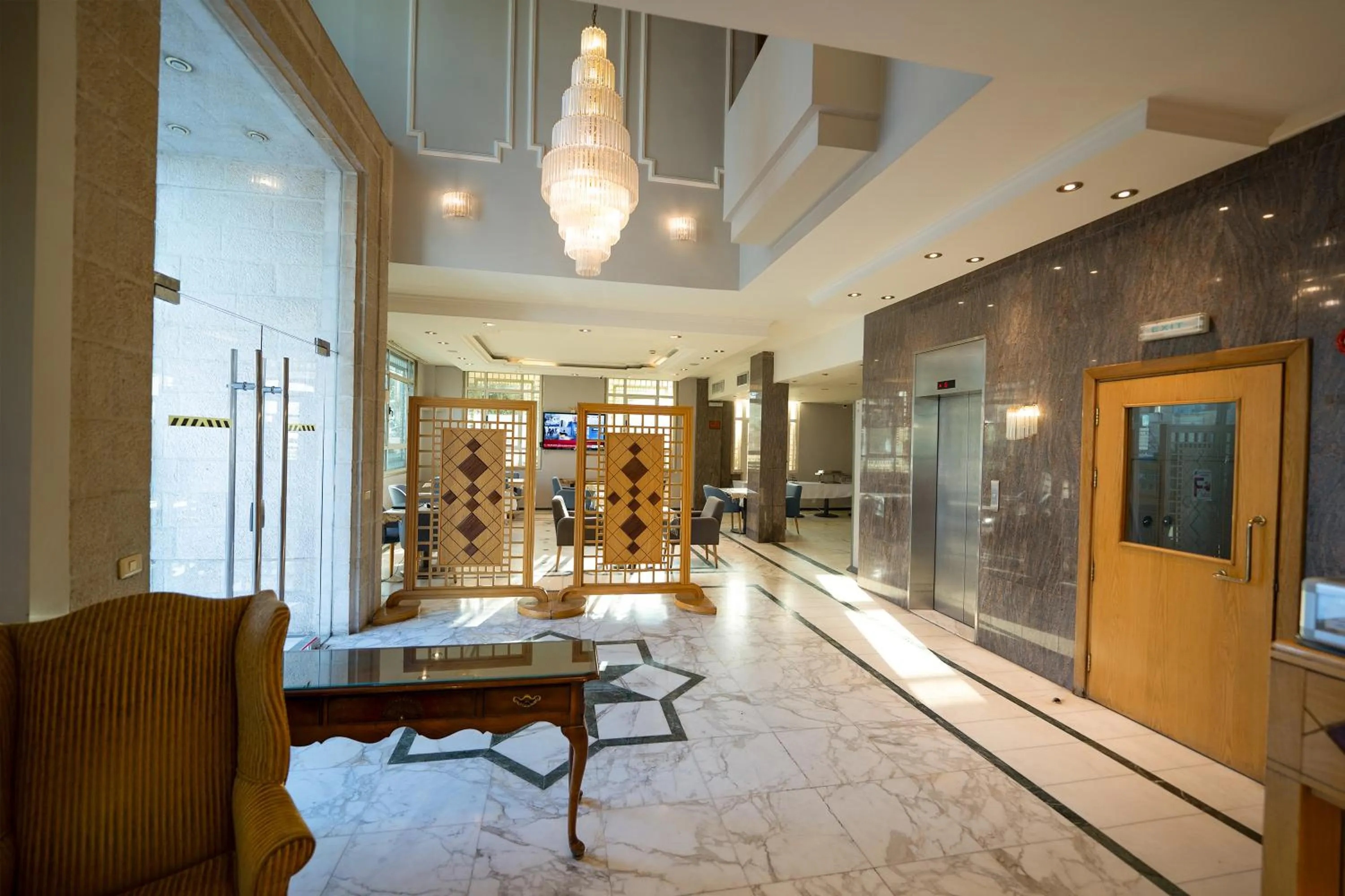 elevator in Kindi Suite Hotel