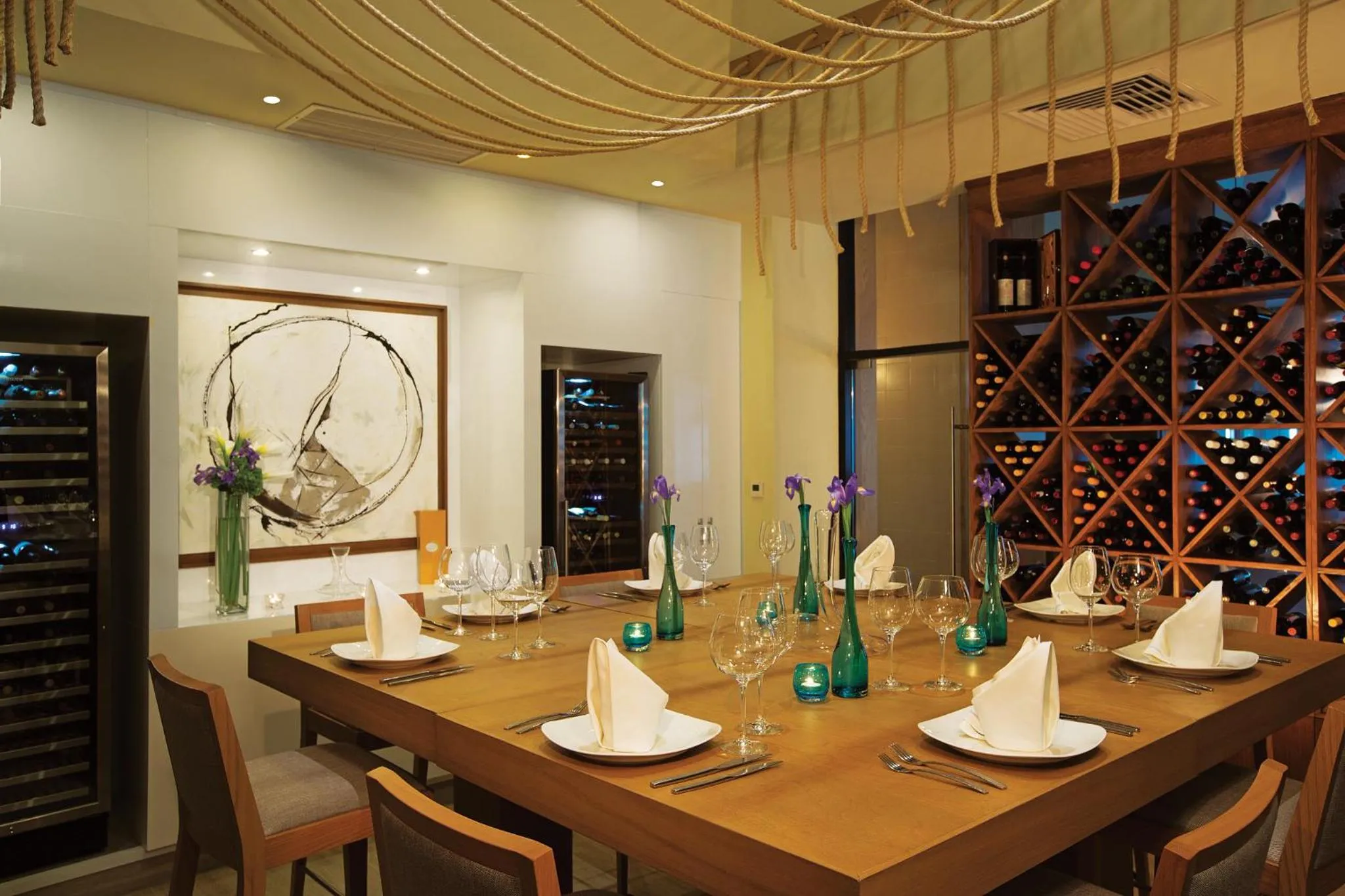 Restaurant/places to eat in Dreams Sapphire Resort & Spa