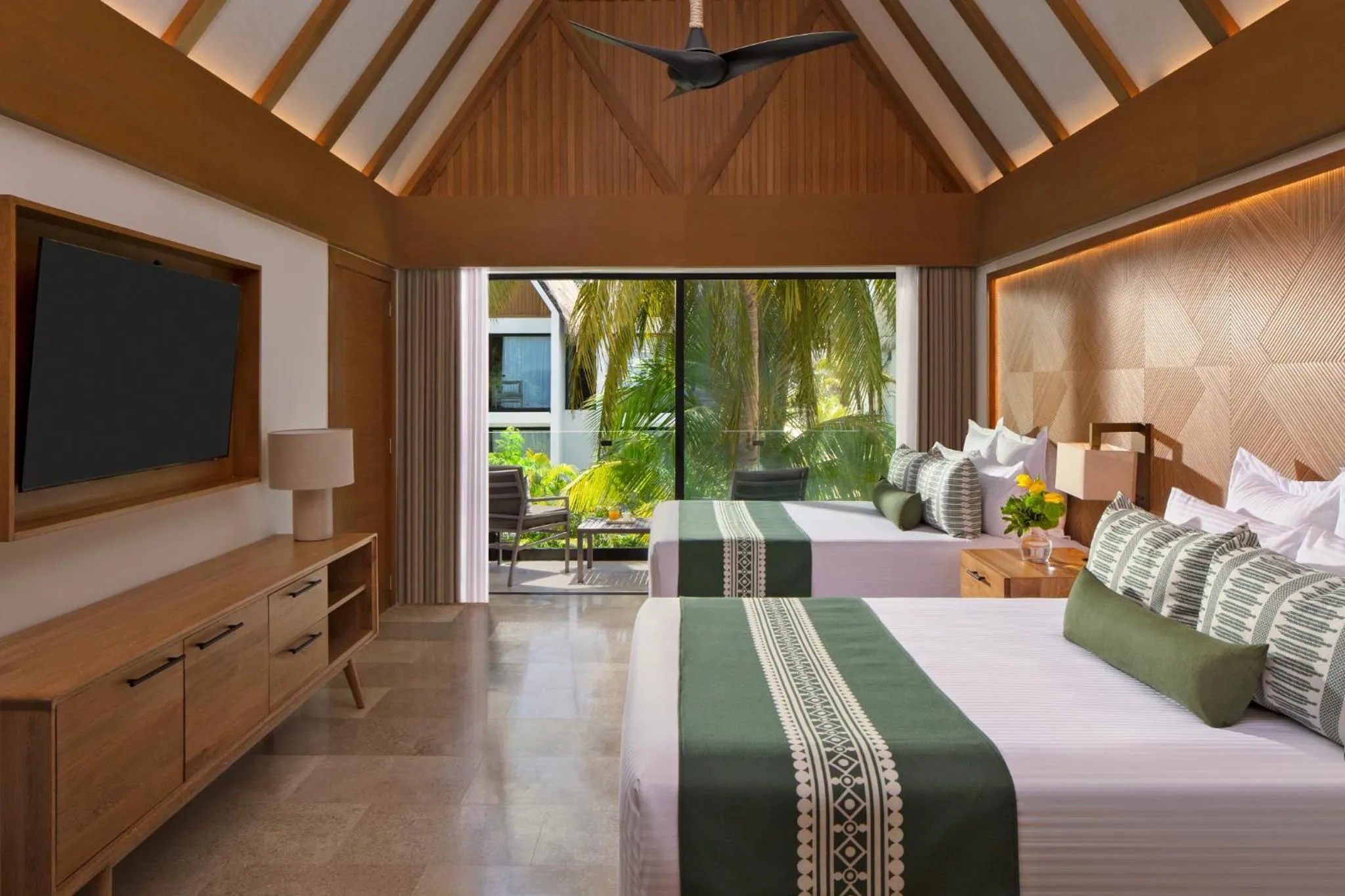 Bedroom, Bed in Dreams Sapphire Resort & Spa