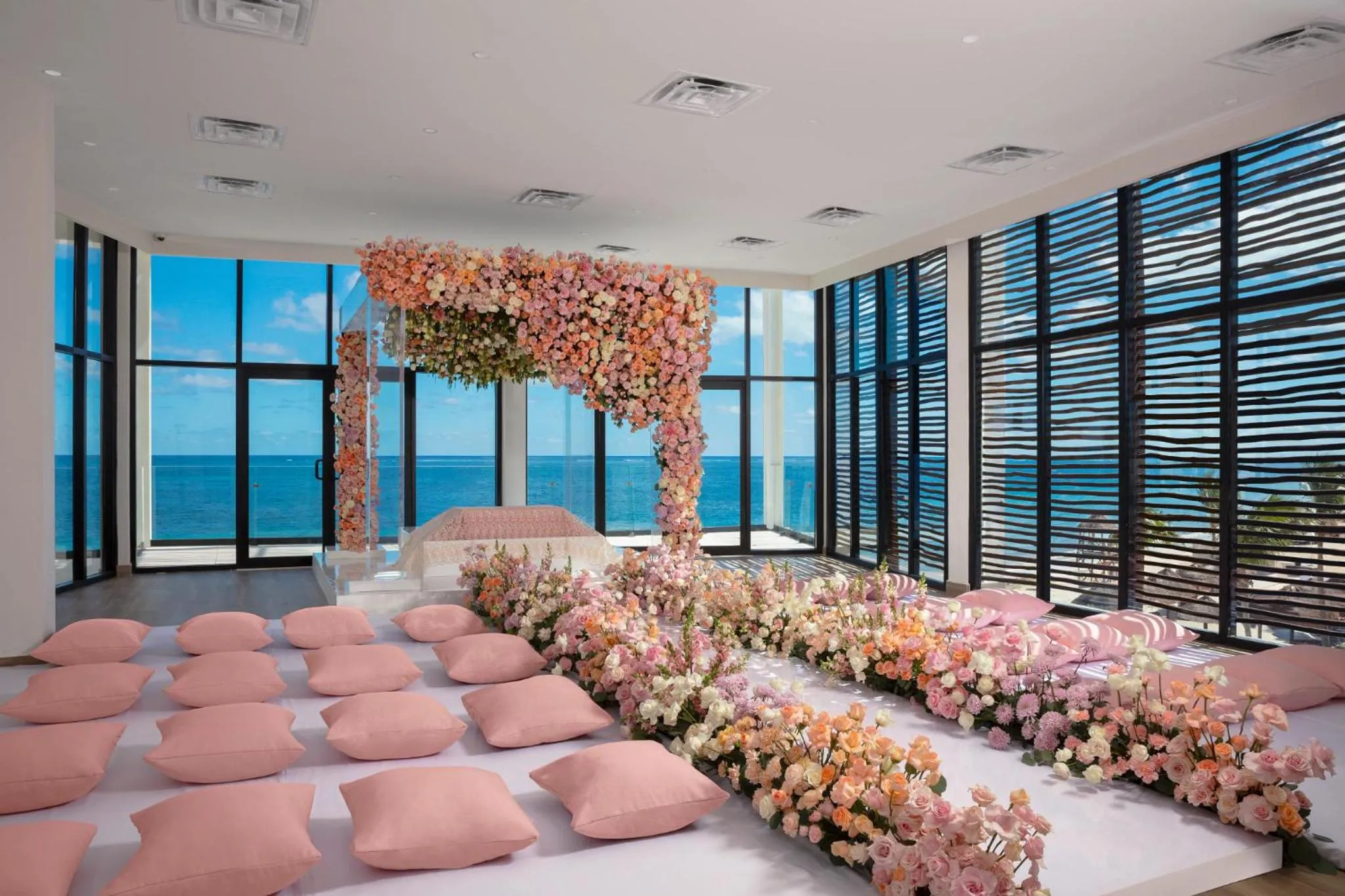 wedding in Dreams Sapphire Resort & Spa