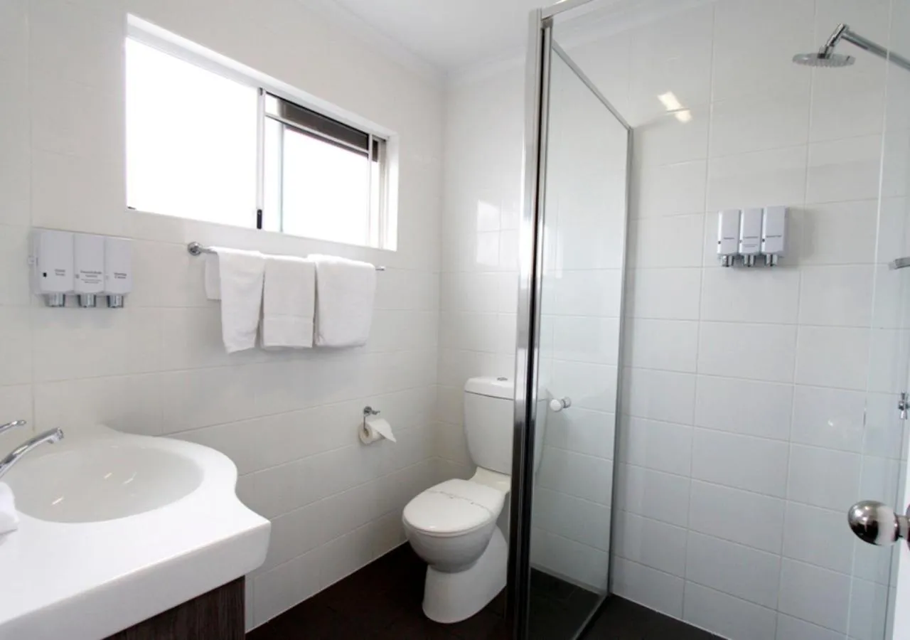 Bathroom in Takalvan Motel