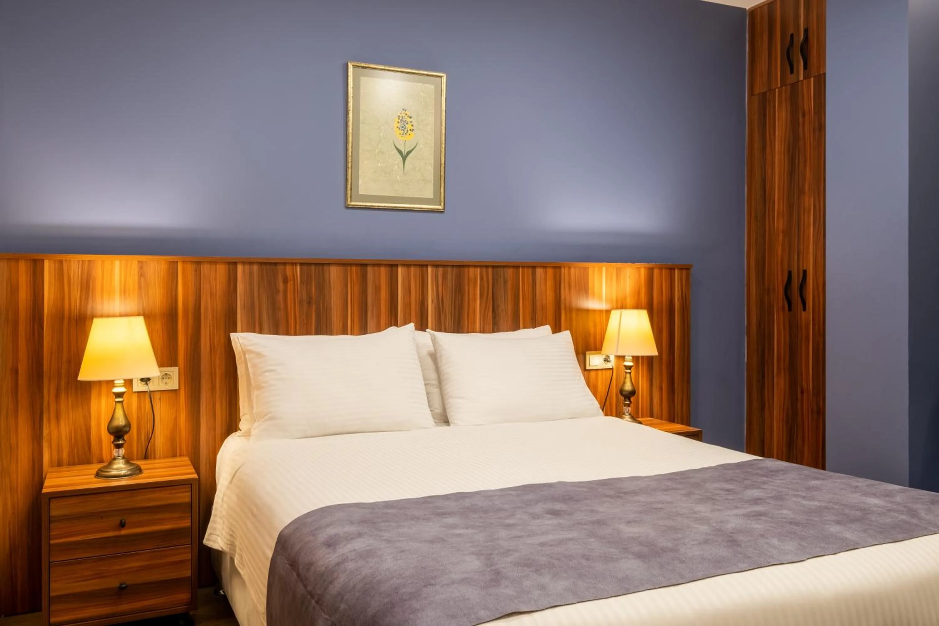 Photo of the whole room, Bed in La Wisteria Boutique Hotel Istanbul