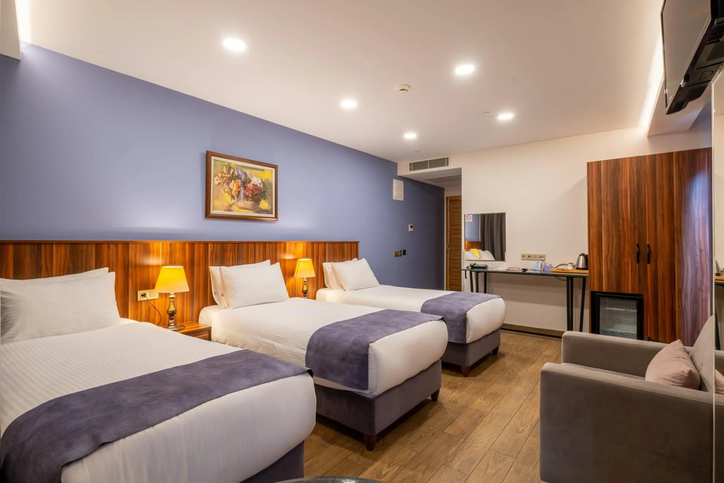 Bed in La Wisteria Boutique Hotel Istanbul