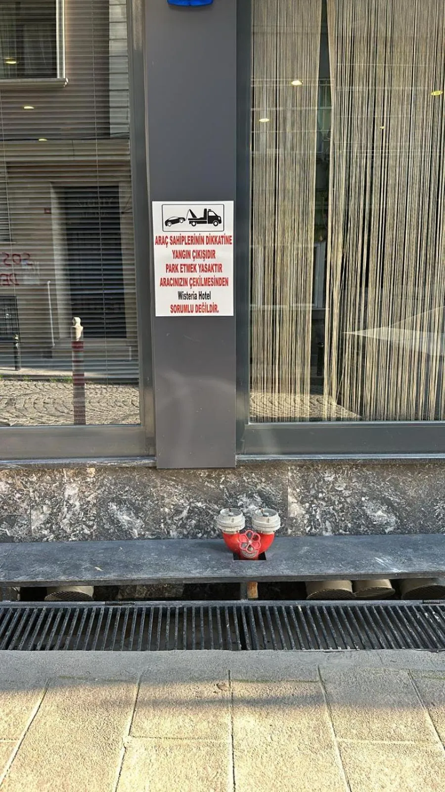 Logo/Certificate/Sign in La Wisteria Boutique Hotel Istanbul