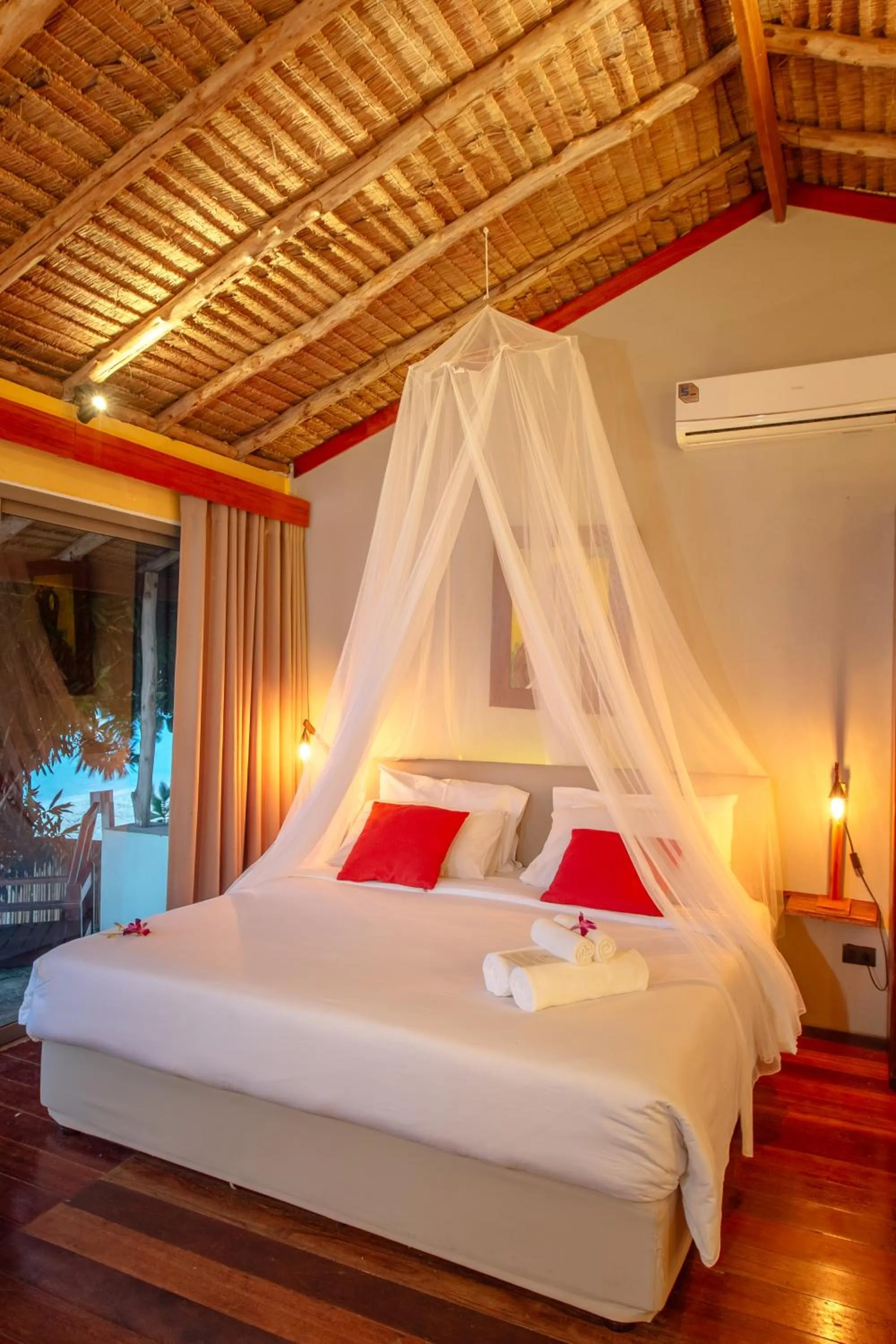 Sea view, Bed in Secret Garden Beach Resort