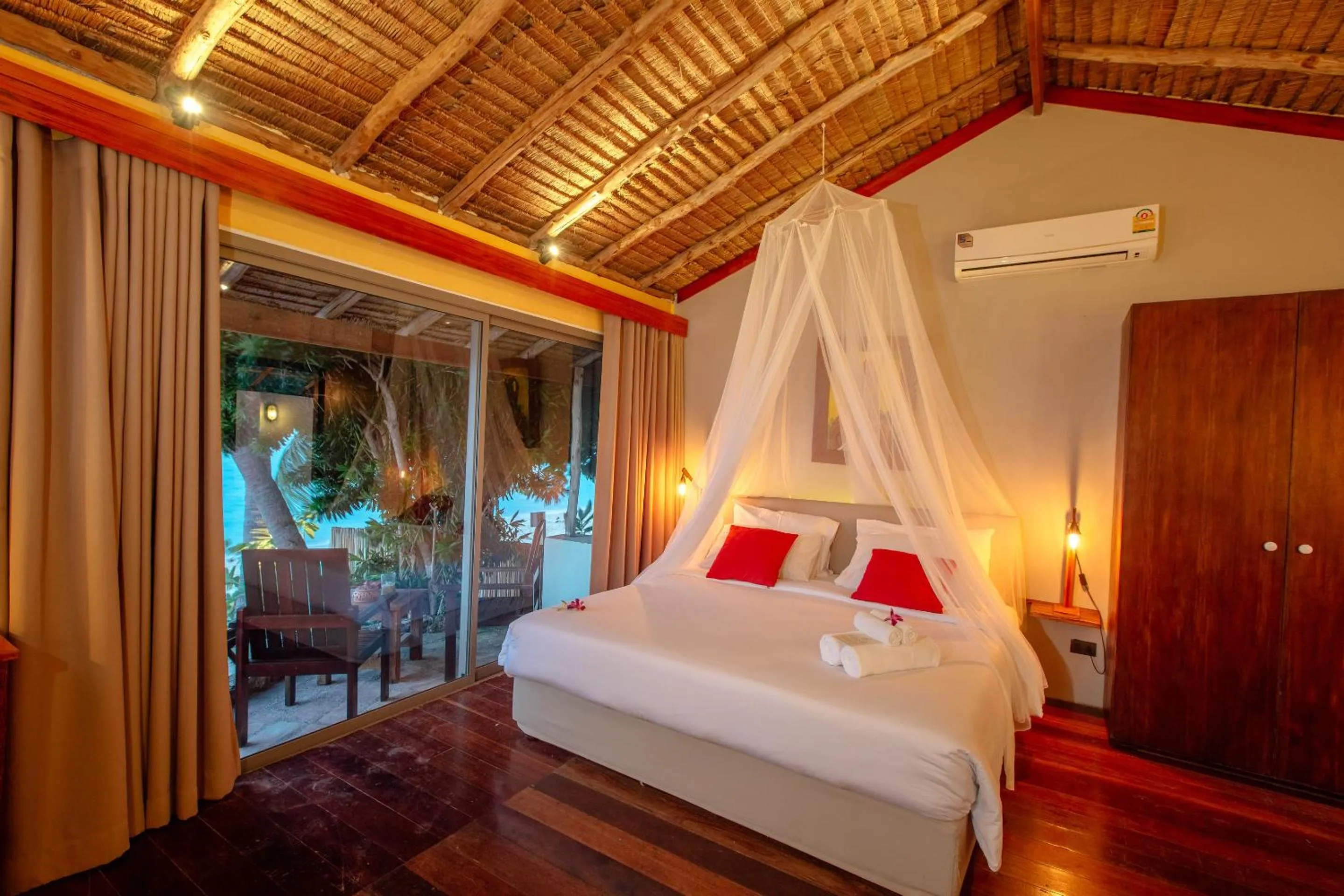 Bedroom, Bed in Secret Garden Beach Resort