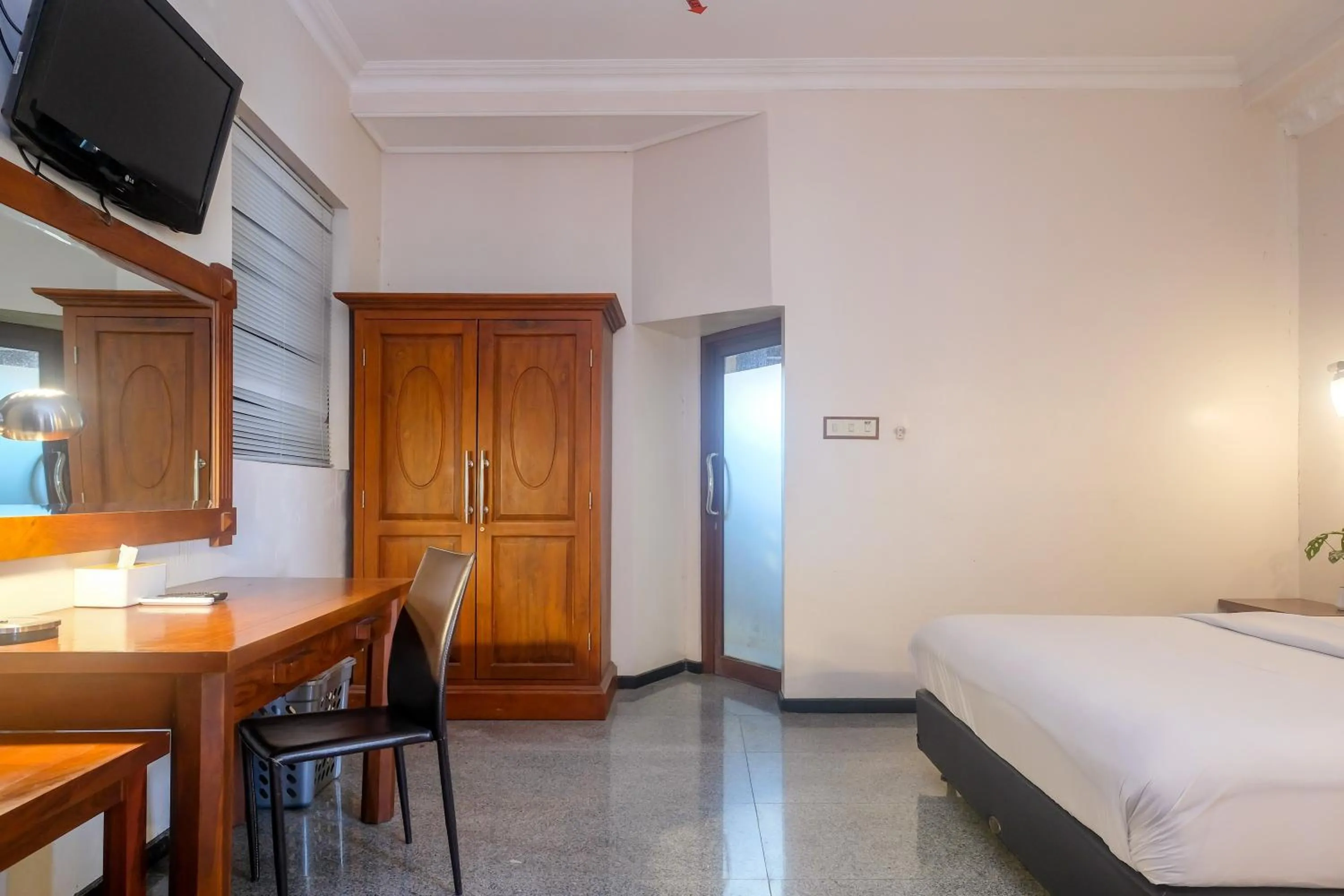 Bedroom, Bed in Urbanview Omah Pari Boutique Hotel