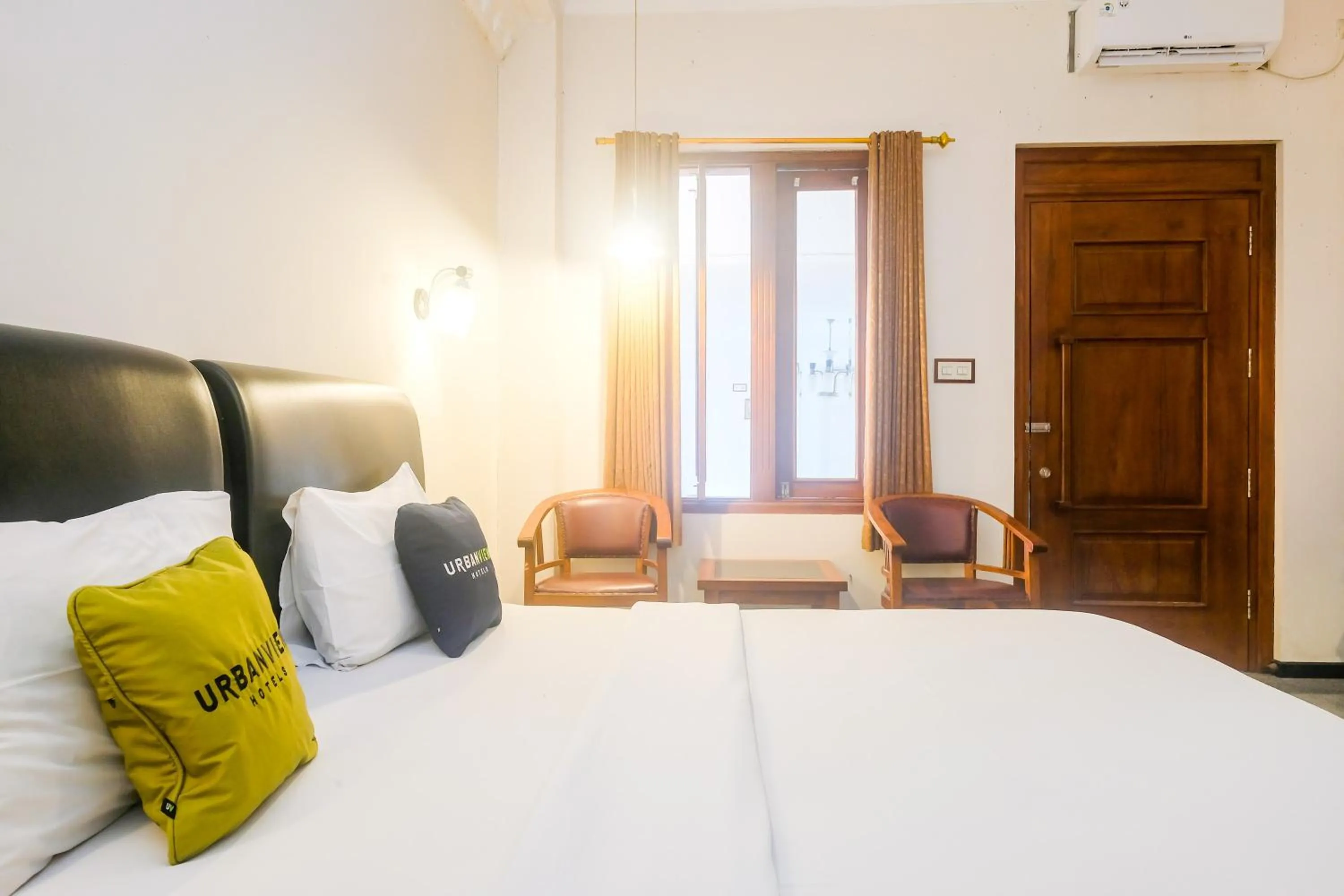 Bedroom, Bed in Urbanview Omah Pari Boutique Hotel