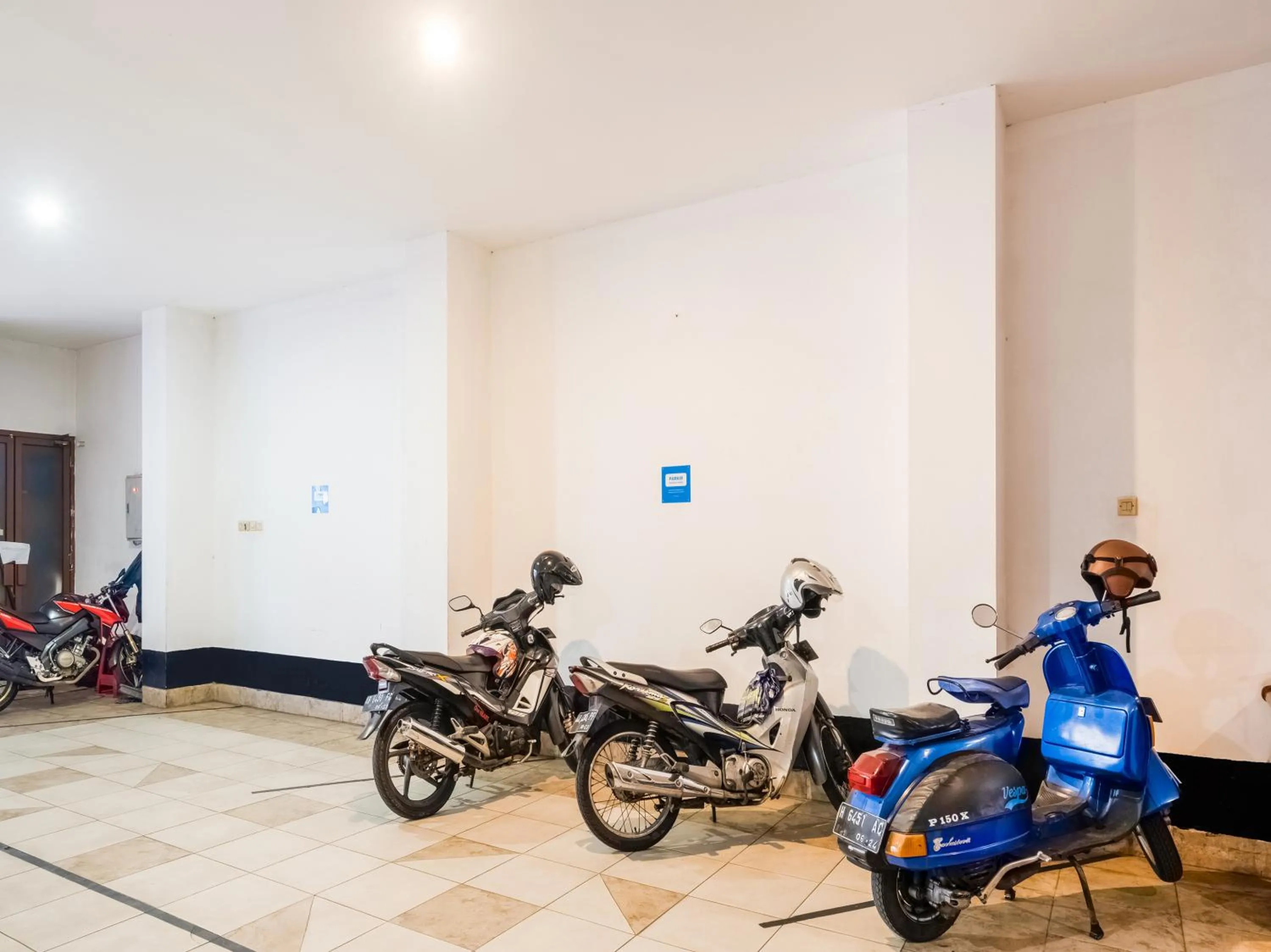 Area and facilities in Hotel Poncowinatan - Tugu