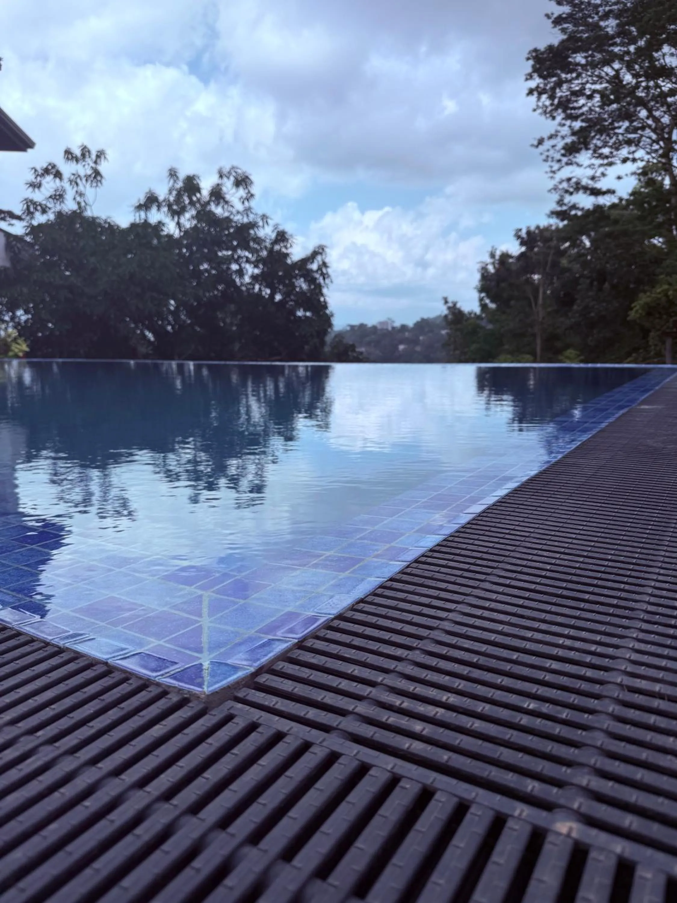 Kandyan View Holiday Bungalow free pickup from kandy