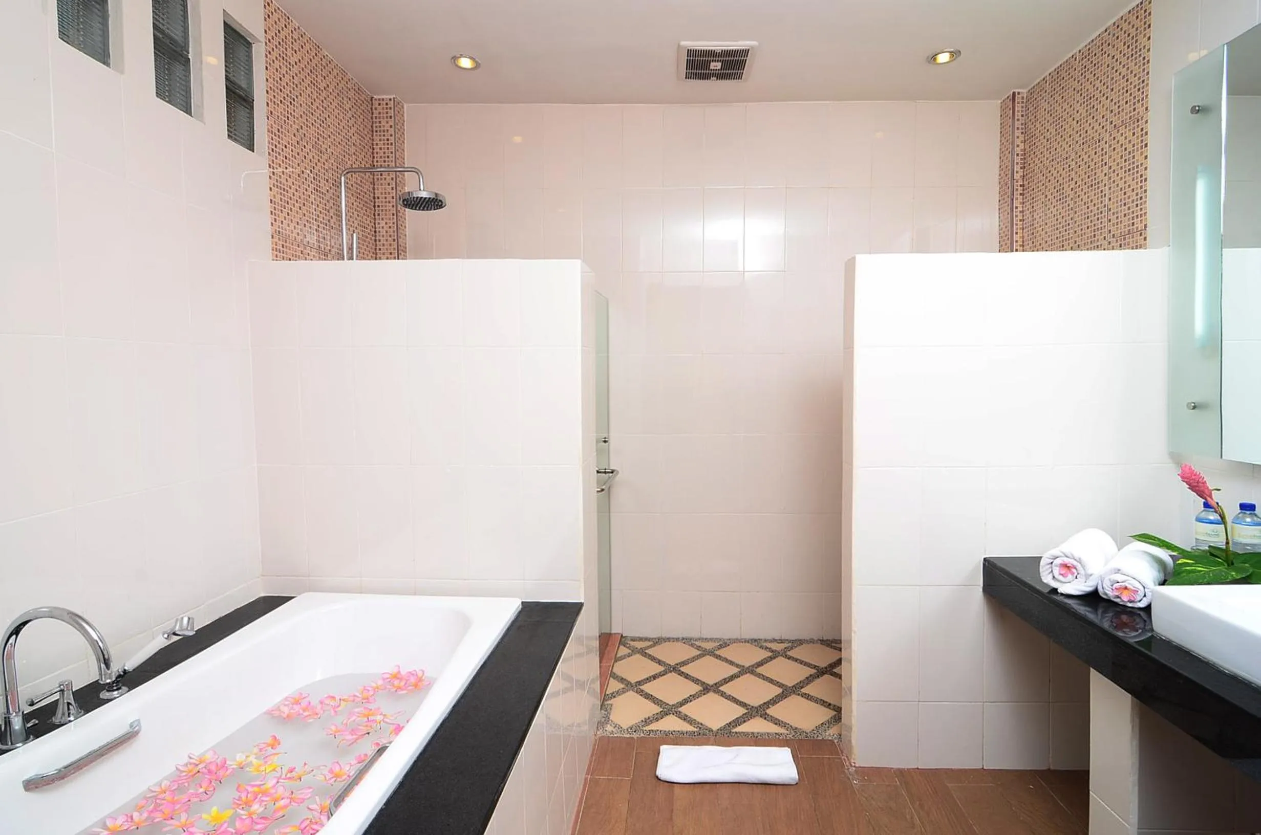 Bathroom in Sunsethouse Lombok