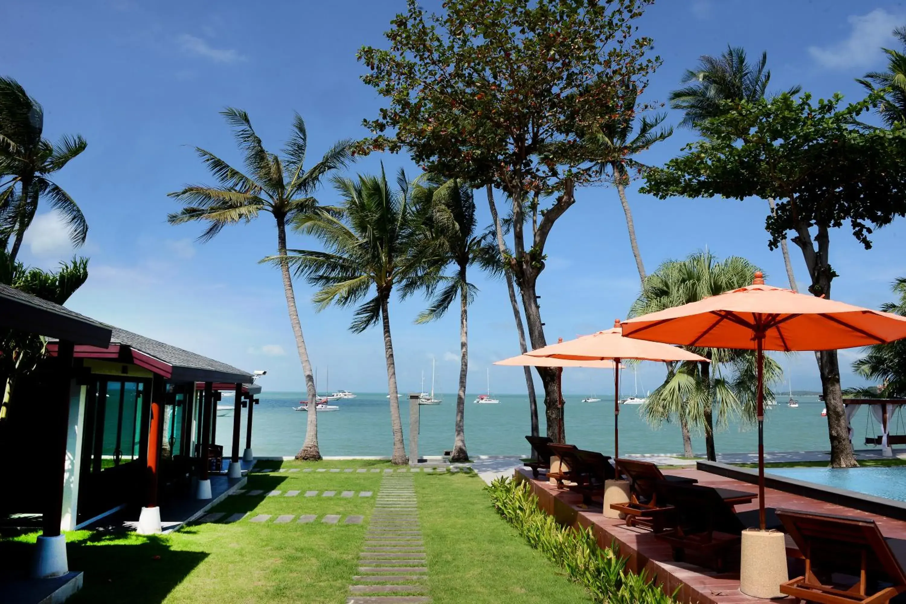 Super Deluxe with Side Sea View in Samui Mermaid Beachfront Super Deluxe with Side Sea View in Samui Mermaid Beachfront