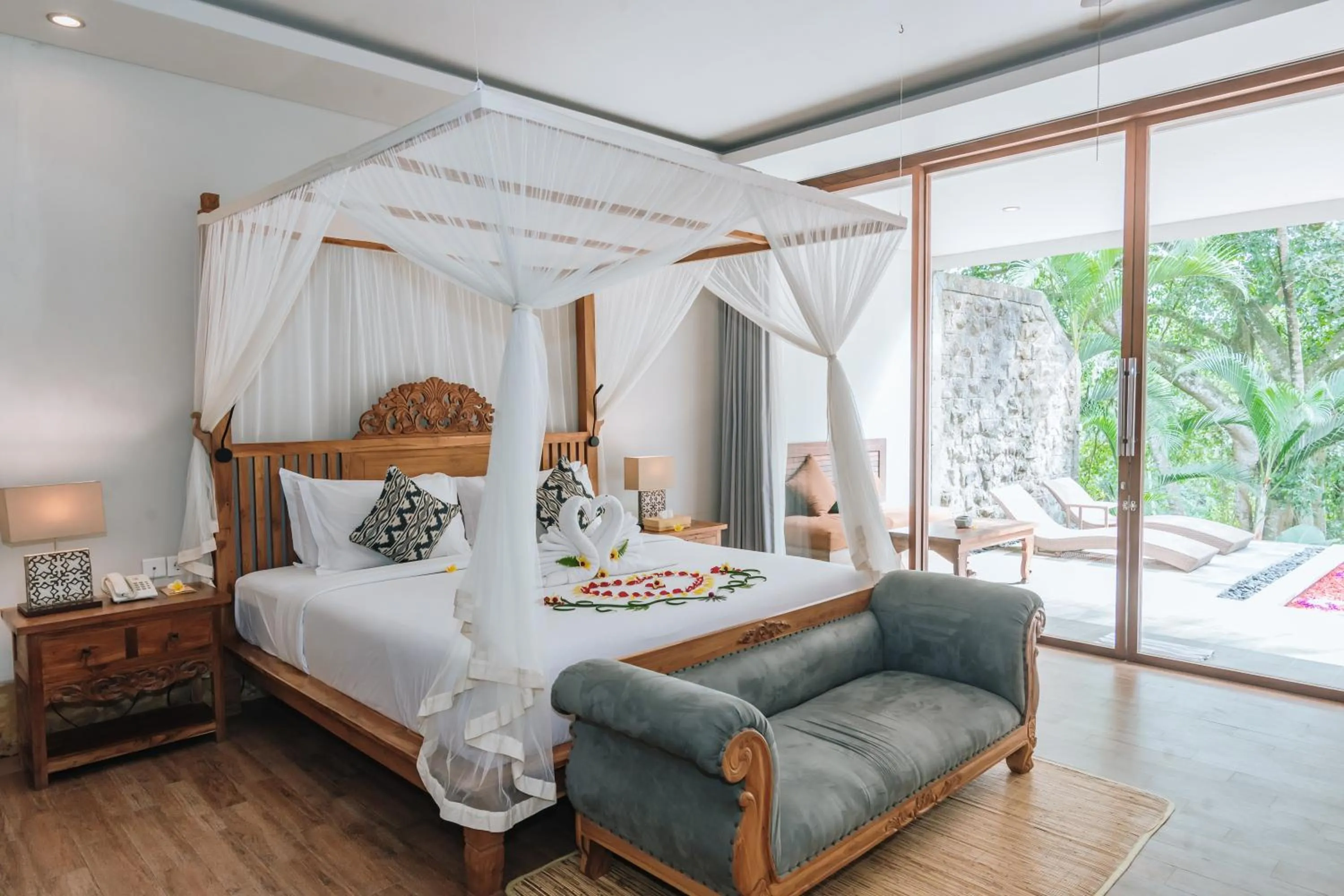 Seating area, Bed in Bucu View Resort